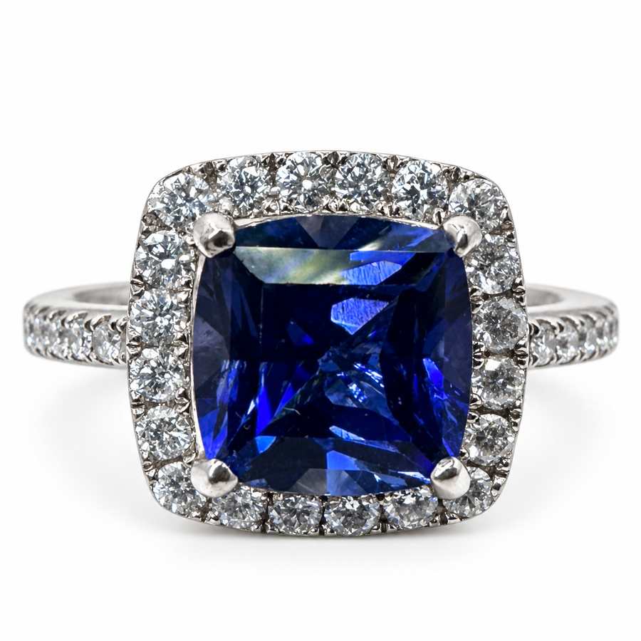 18K White Gold Ring with 3.04Ct. Tanzanite and Diamonds 0.67 Ct. (Size 6.00)