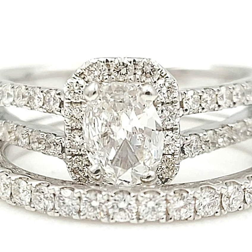 18K White Gold Diamond Wedding Ring Set.