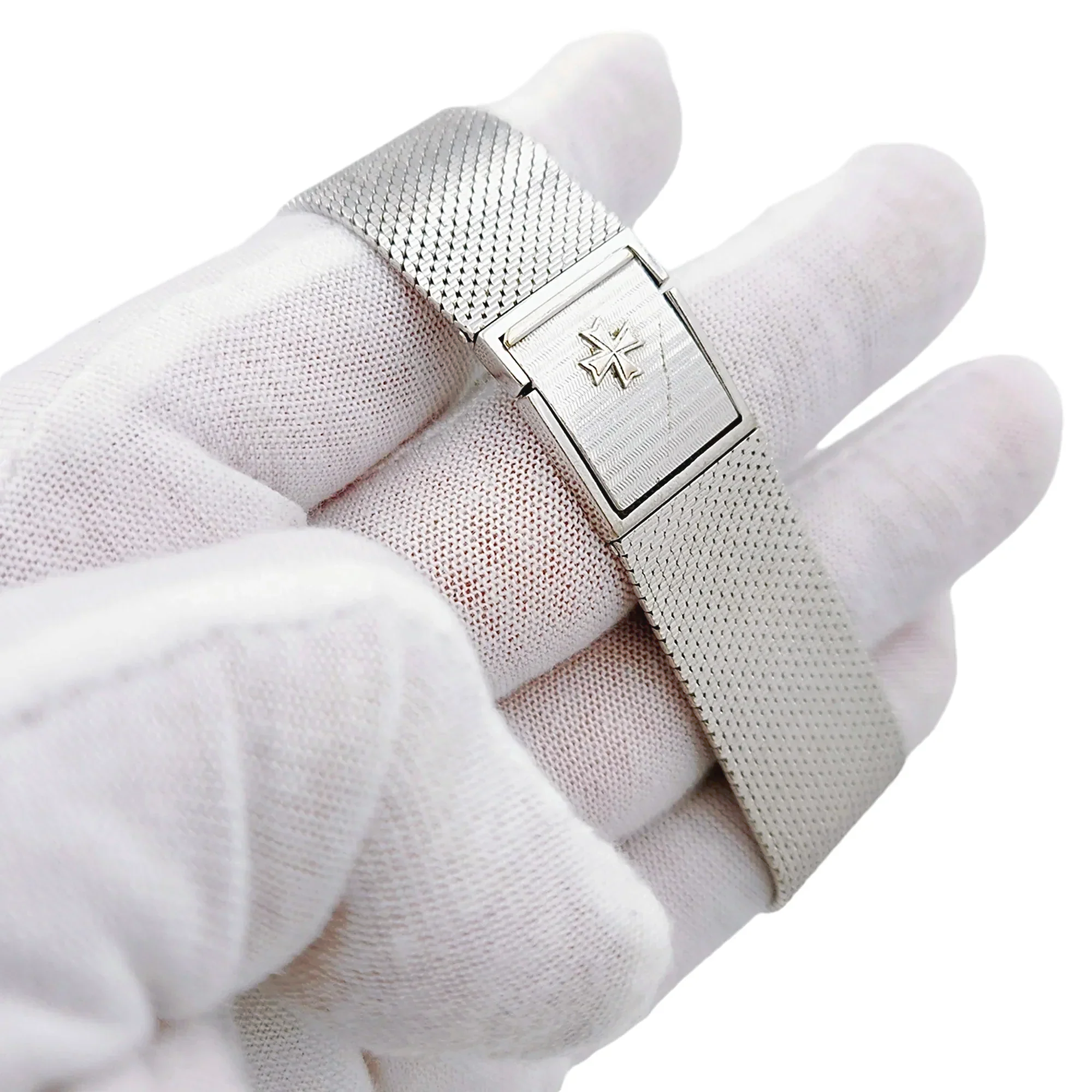 1970's Men's Vacheron & Constantin 33mm Vintage Solid 18K White Gold Watch with Black Dial. (Pre-Owned)