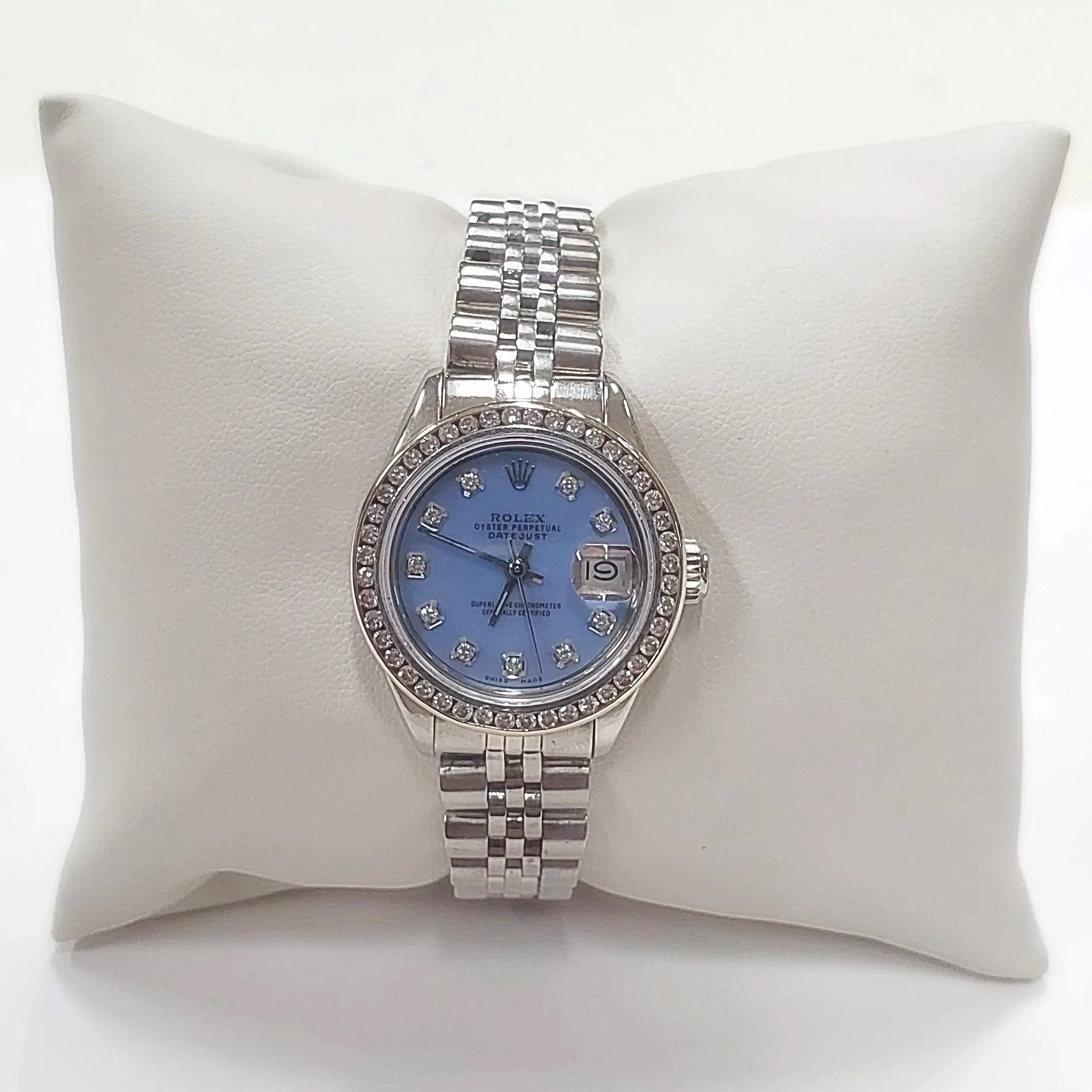 Ladies Rolex 26mm DateJust Stainless Steel Wristwatch w/ Powder Blue Diamond Dial & Diamond Bezel. (Pre-Owned)