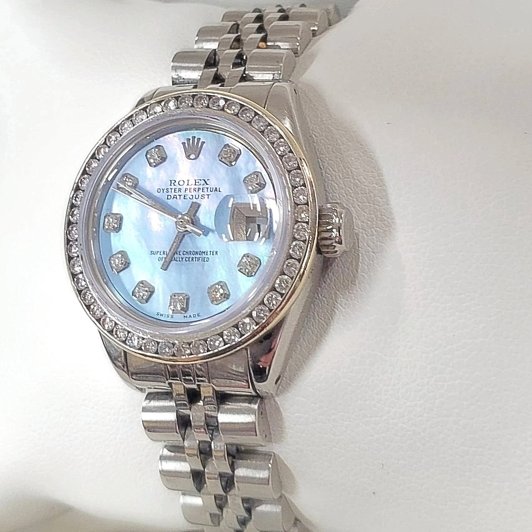 Ladies Rolex 26mm DateJust Stainless Steel Wristwatch w/ Powder Blue Diamond Dial & Diamond Bezel. (Pre-Owned)