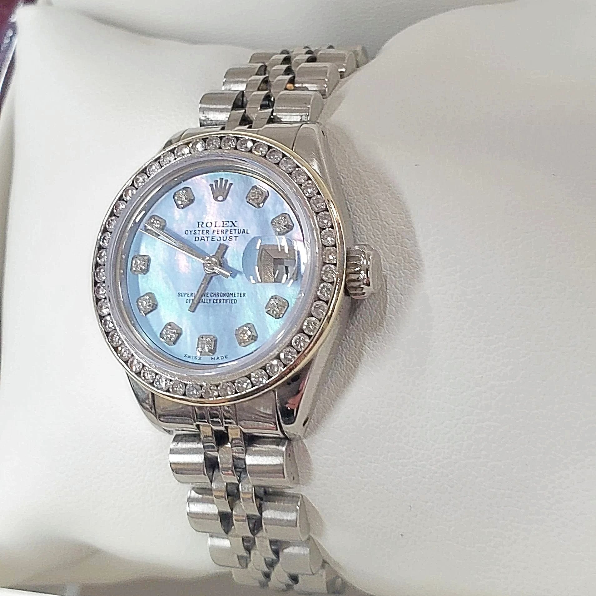 Ladies Rolex 26mm DateJust Stainless Steel Wristwatch w/ Powder Blue Diamond Dial & Diamond Bezel. (Pre-Owned)