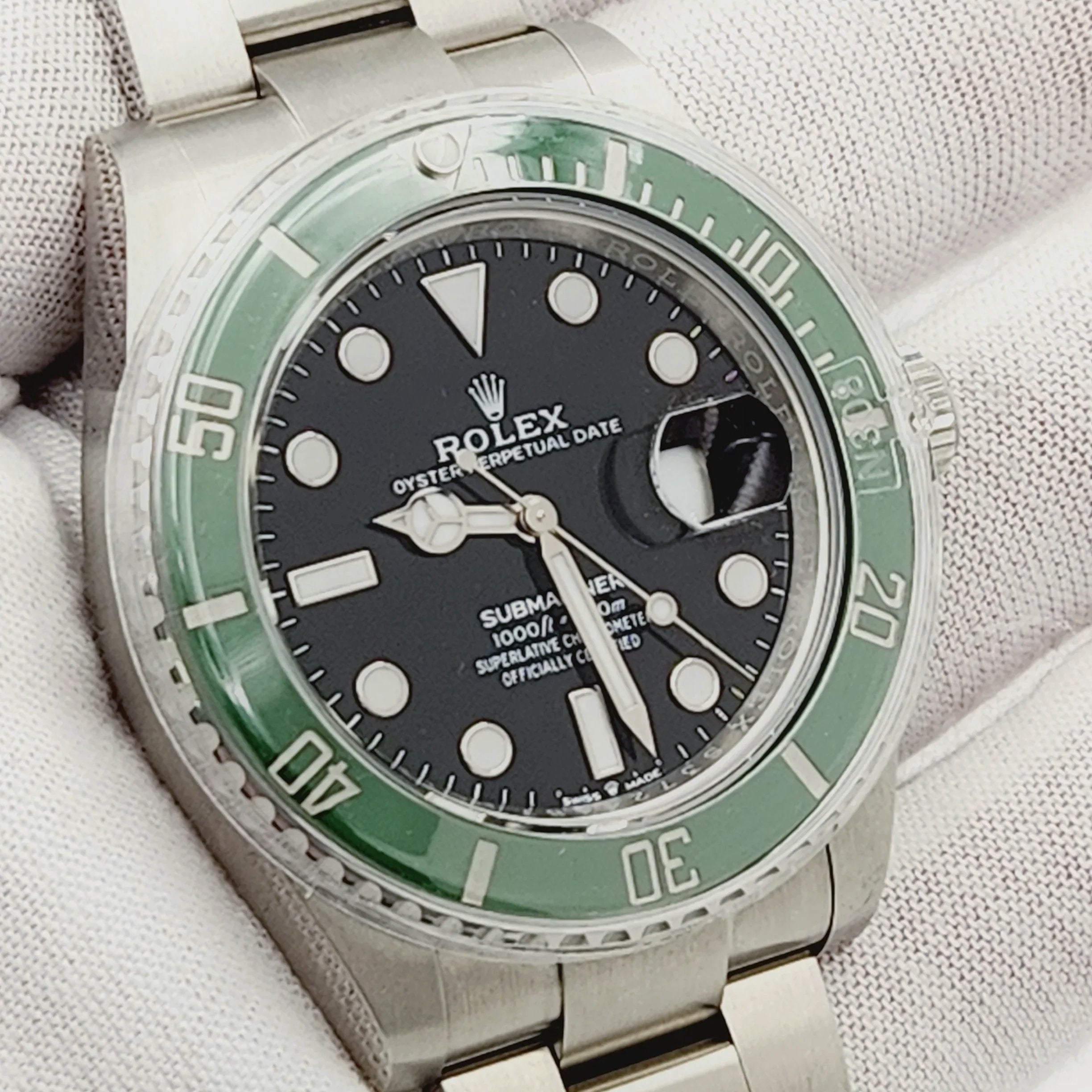 2024 Men's Rolex 41mm Submariner Date "Starbucks" Oyster Perpetual Stainless Steel Watch with Black Dial and Green Ceramic Bezel. (NEW 126610LV)