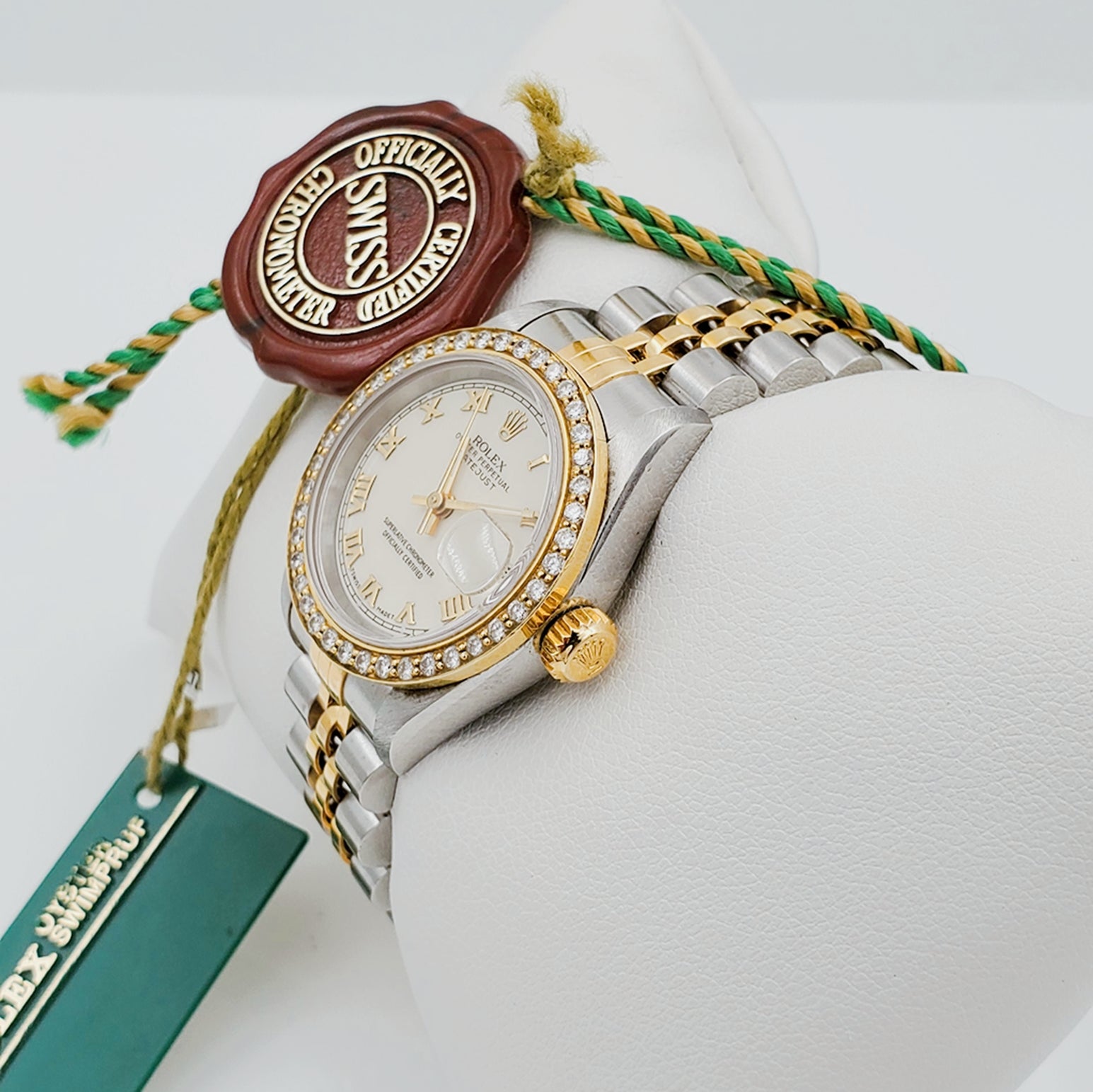 Ladies Rolex 18K Gold Two Tone 26mm DateJust Wristwatch w/ Off-White Dial, Roman Numerals & Diamond Bezel. (Pre-Owned)