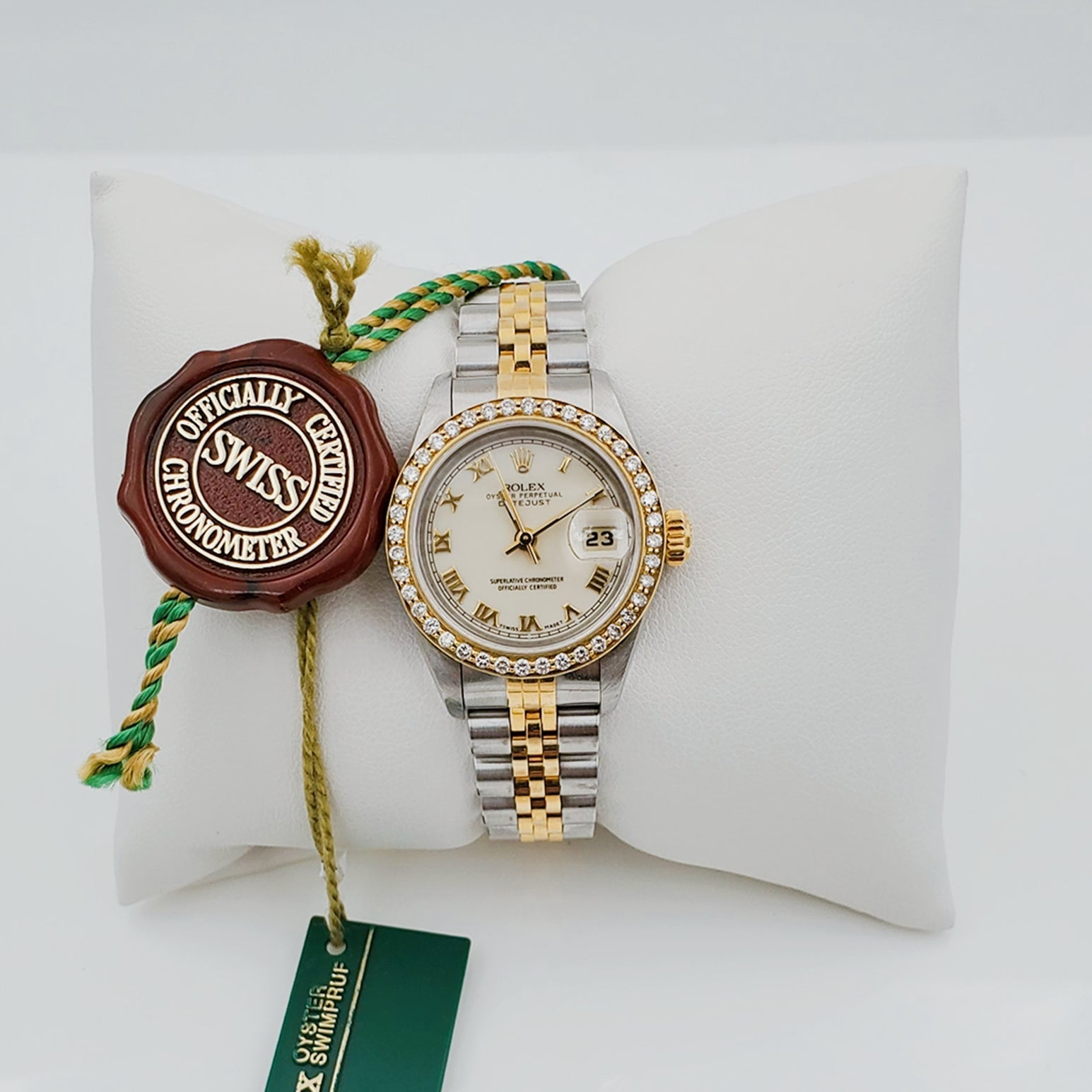 Ladies Rolex 18K Gold Two Tone 26mm DateJust Wristwatch w/ Off-White Dial, Roman Numerals & Diamond Bezel. (Pre-Owned)