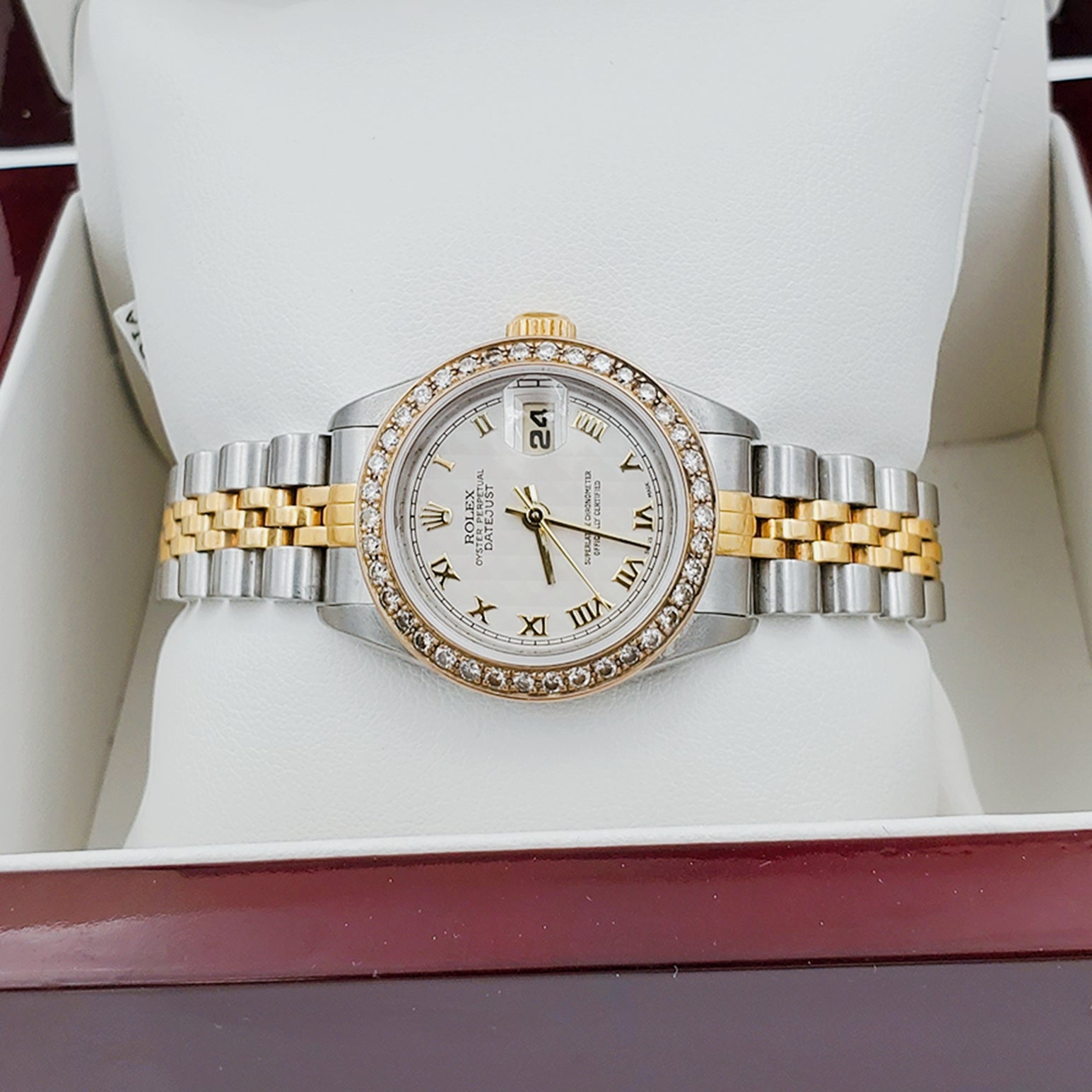 Ladies Rolex 18K Gold Two Tone 26mm DateJust Wristwatch w/ Roman Numerals, Off-White Dial & Diamond Bezel. (Pre-Owned)