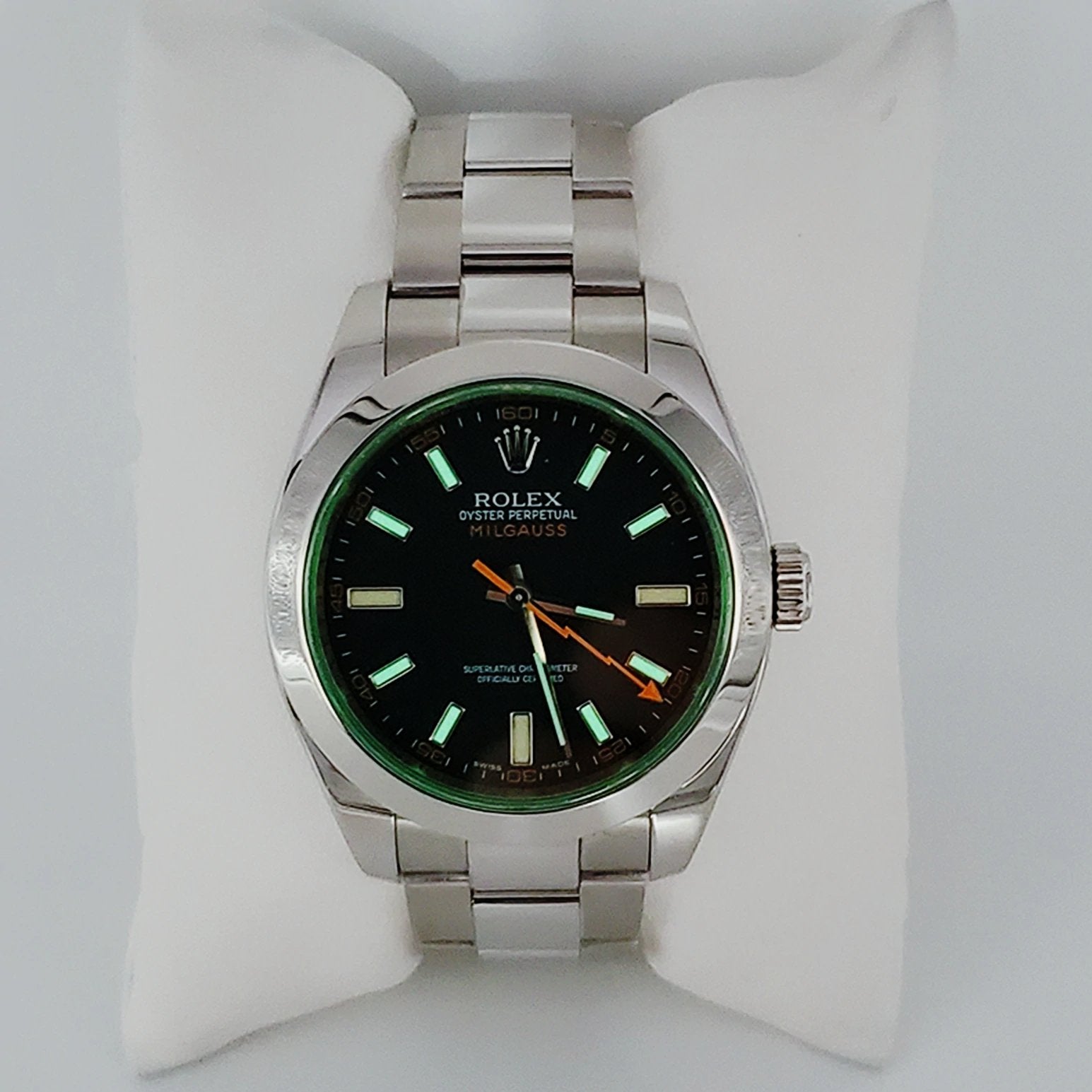 Men's Rolex 40mm Milgauss Oyster Perpetual Stainless Steel Watch with Green Dial and Smooth Bezel. (Pre-Owned 116400GV)