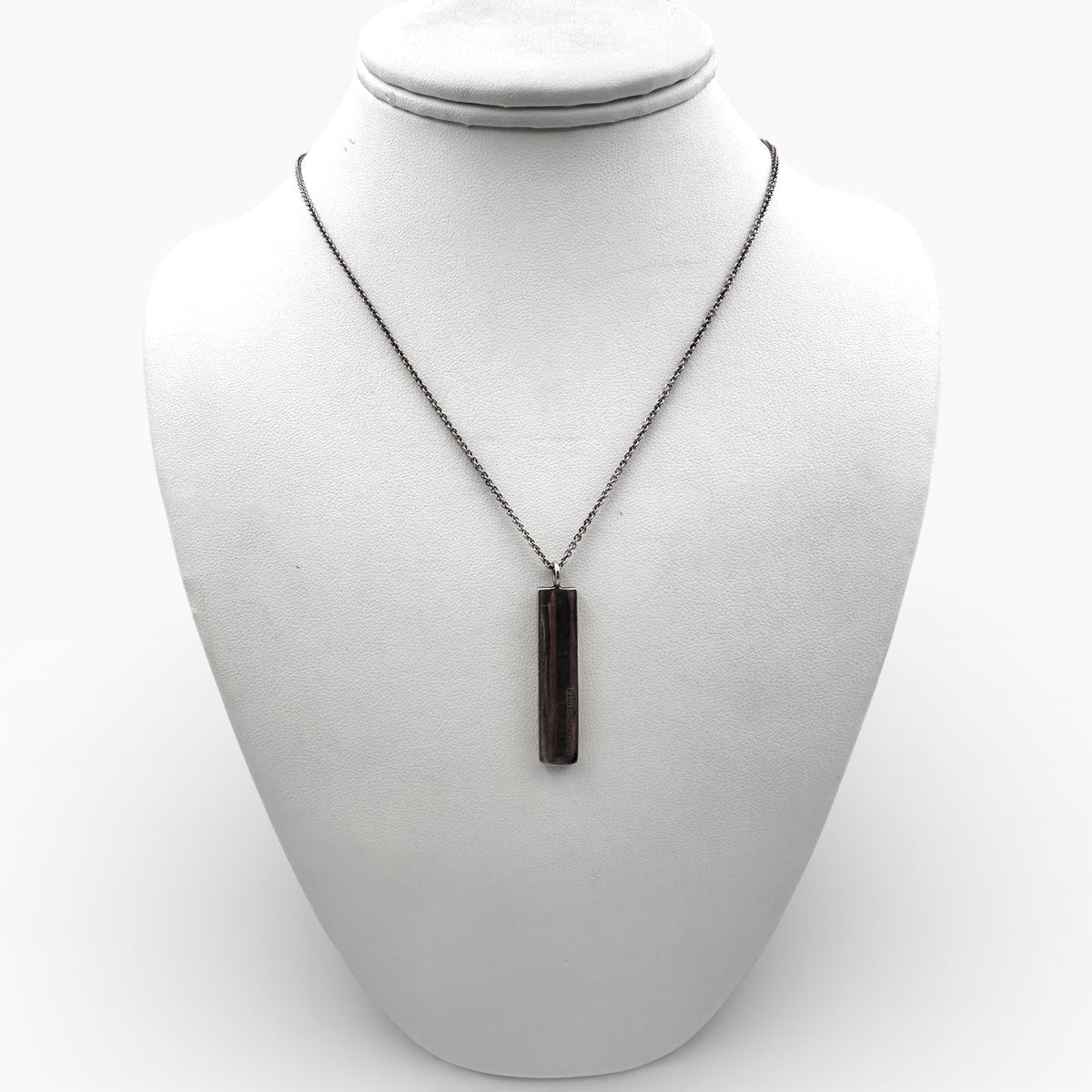 Tiffany & Co. Sterling Silver Bar Pendant with 23" Necklace. (Pre-Owned)