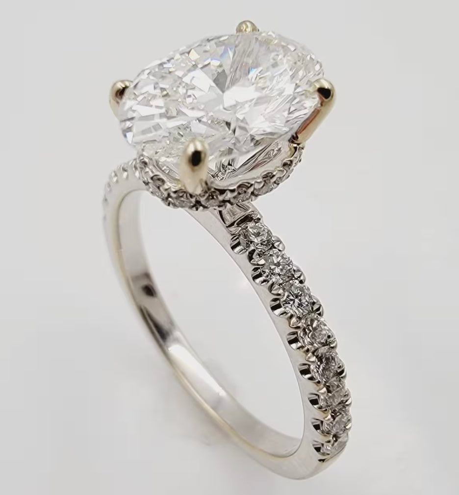 18k White Gold 1.84ct Engagement Ring with Lab Grown Oval diamond