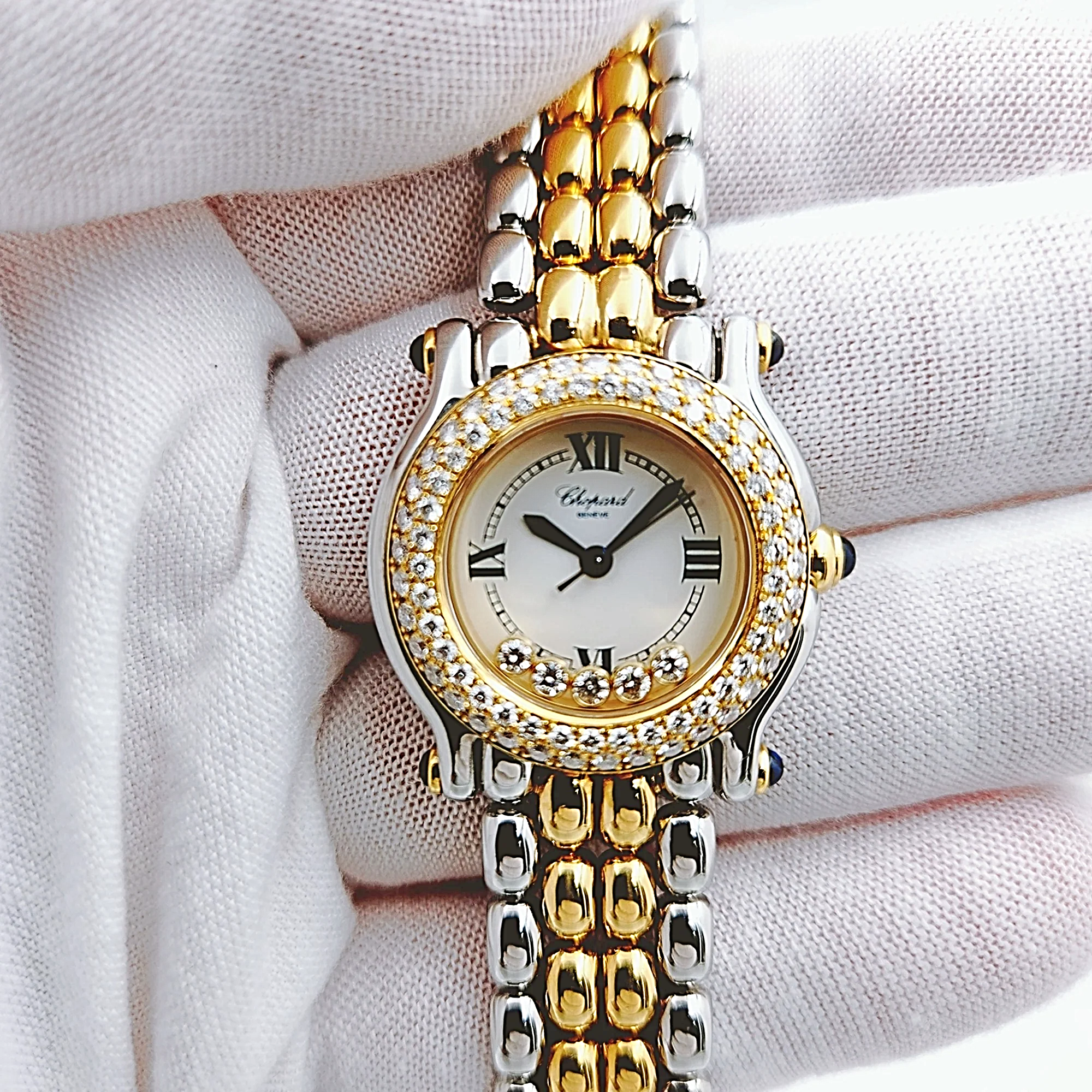 Ladies Chopard 26mm Happy Sport Five Diamond 18K Yellow Gold / Stainless Steel Watch with White Dial and Diamond Bezel. (Pre-Owned 27/8251-23)