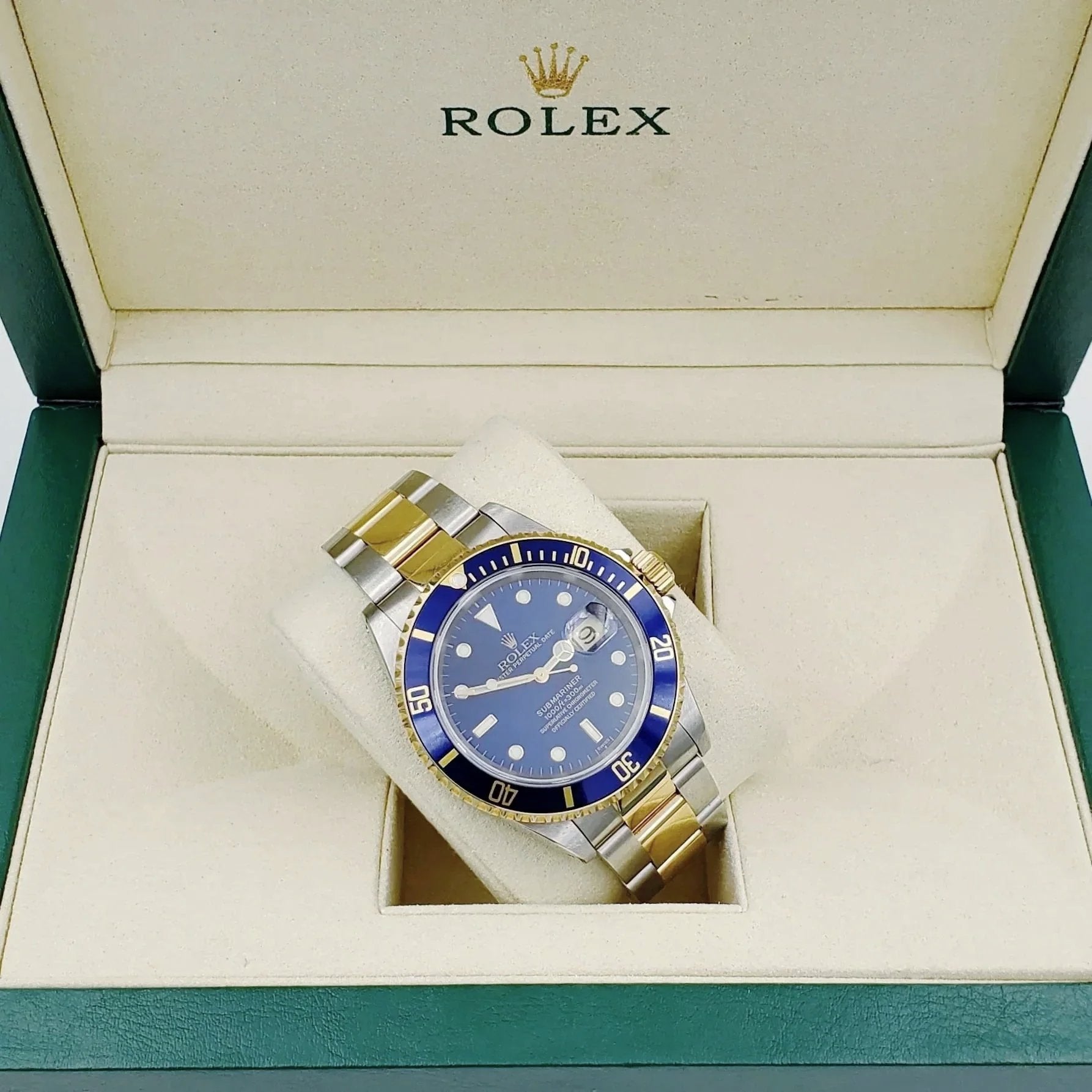 2014 Men's Rolex 40mm Submariner Oyster Perpetual Two Tone 18K Yellow Gold / Stainless Steel Watch with Blue Dial and Blue Bezel. (Pre-Owned 116613LB)