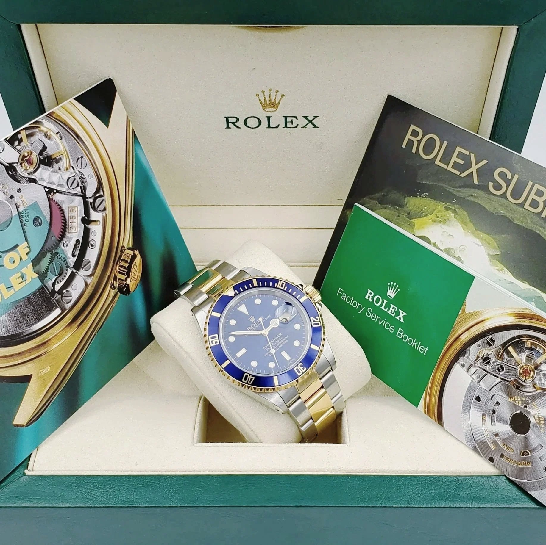 2014 Men's Rolex 40mm Submariner Oyster Perpetual Two Tone 18K Yellow Gold / Stainless Steel Watch with Blue Dial and Blue Bezel. (Pre-Owned 116613LB)