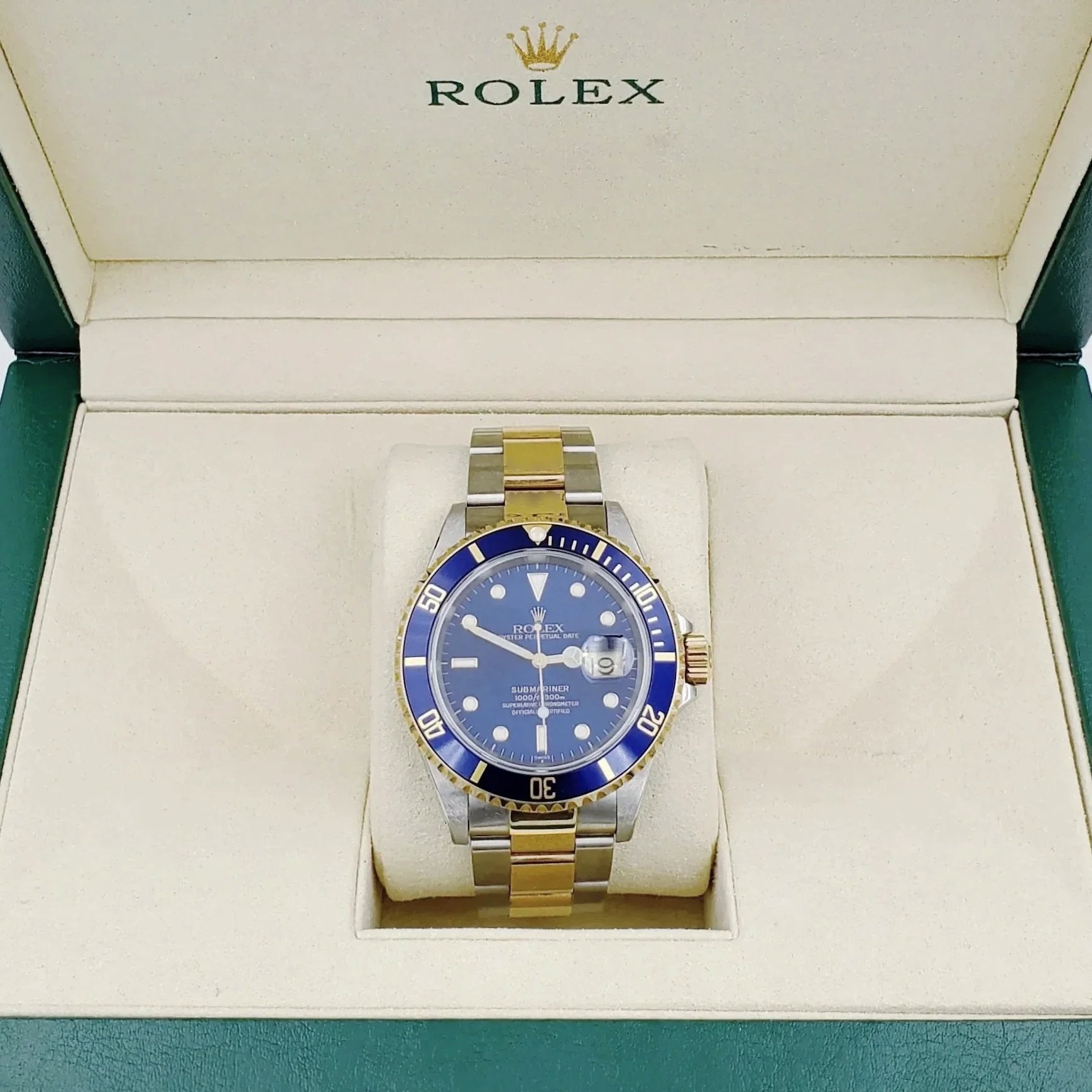 2014 Men's Rolex 40mm Submariner Oyster Perpetual Two Tone 18K Yellow Gold / Stainless Steel Watch with Blue Dial and Blue Bezel. (Pre-Owned 116613LB)