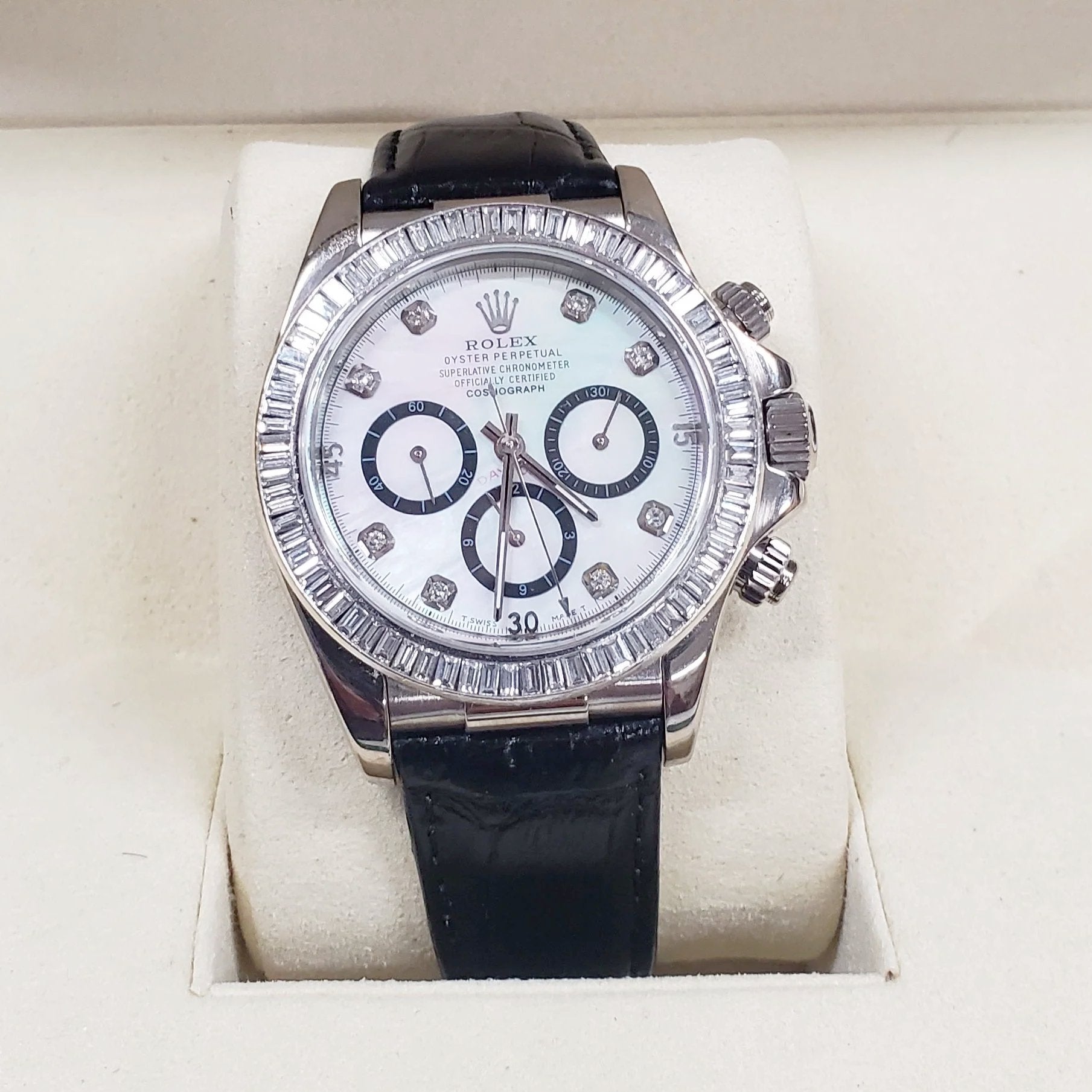 Men's Rolex Daytona  40mm Leather Band Watch with Mother of Pearl Diamond Dial and Diamond Bezel. (Pre-Owned 116518)