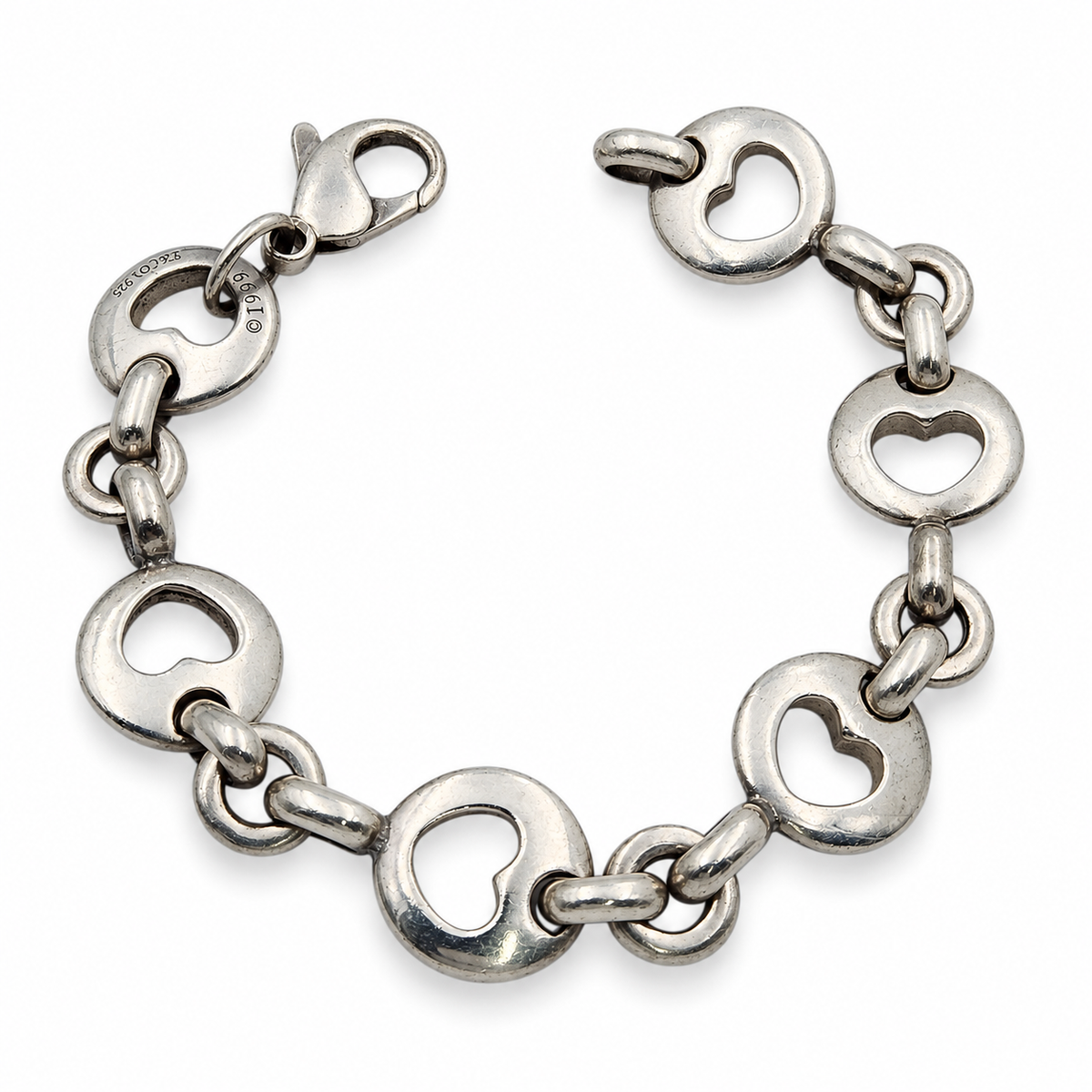 Tiffany & Co. Stencil Heart Link 6" Bracelet. (Pre-Owned)