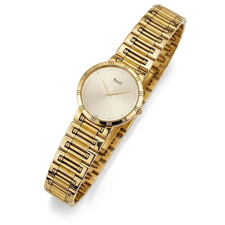 Men's Piaget 31mm Dancer Vintage Solid 18K Yellow Gold Band Watch with Champagne Dial. (Pre-Owned)