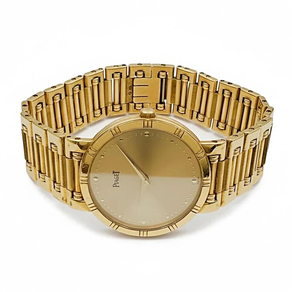 Men's Piaget 31mm Dancer Vintage Solid 18K Yellow Gold Band Watch with Champagne Dial. (Pre-Owned)