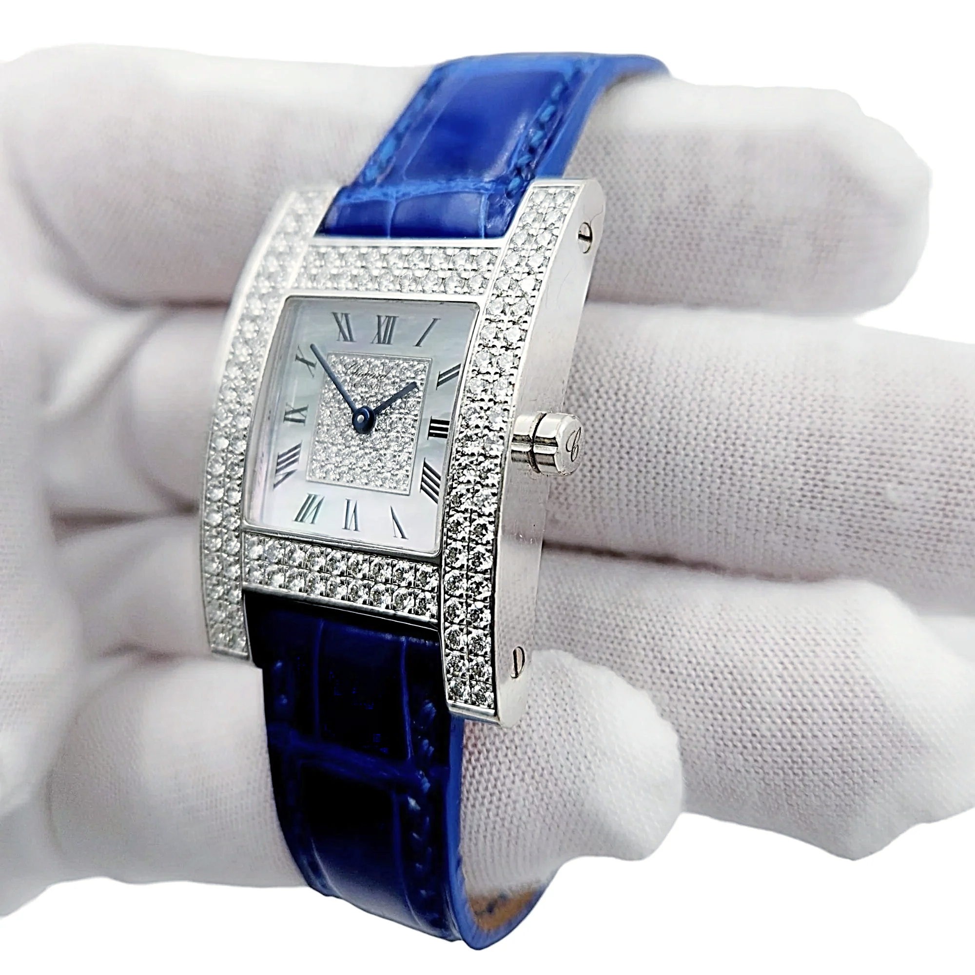 Ladies Chopard 24mm x 36mm "Your Hour" Collection 18K White Gold Watch with Diamond Dial & Diamond Bezel. (Pre-Owned 13/6818)