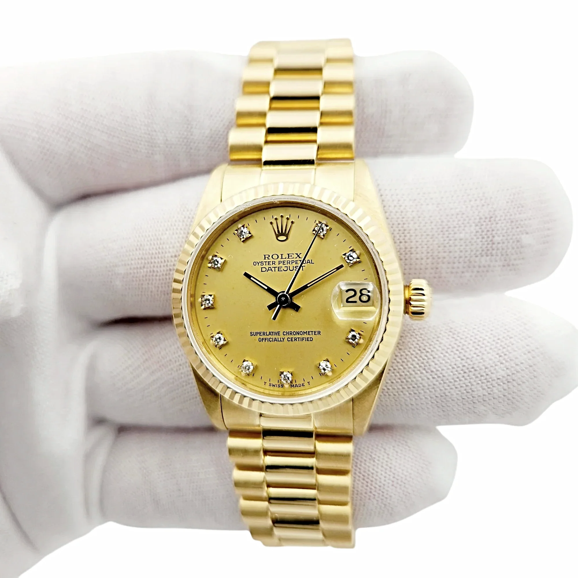 Ladies Rolex Midsize 31mm DateJust 18K Yellow Gold Watch with Diamond Champagne Dial and Fluted Bezel. (Pre-Owned 68278)