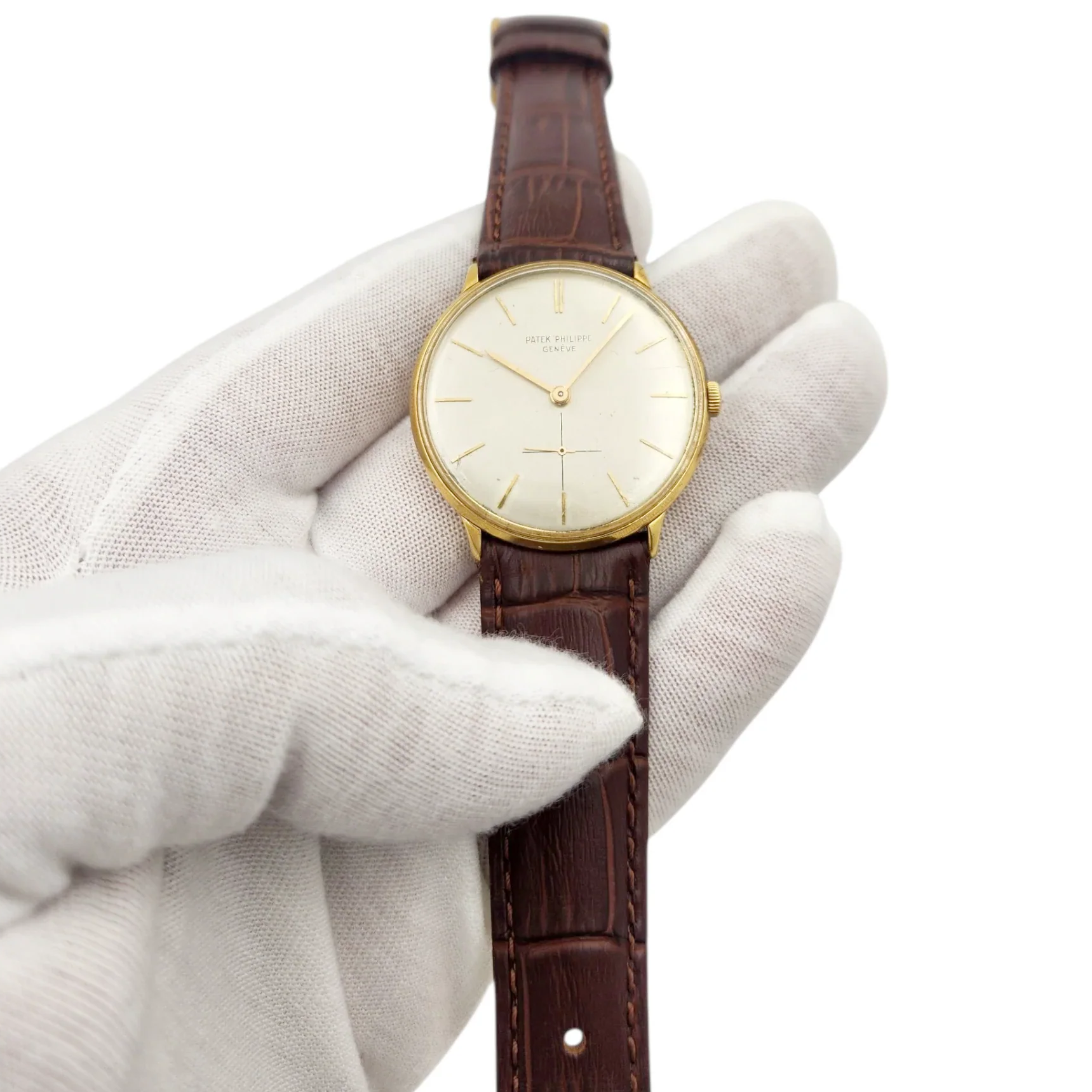 Men's Patek Philippe 33mm Calatrava Vintage 18K Yellow Gold Watch with Silver Dial. (Pre-Owned Reference 2573)