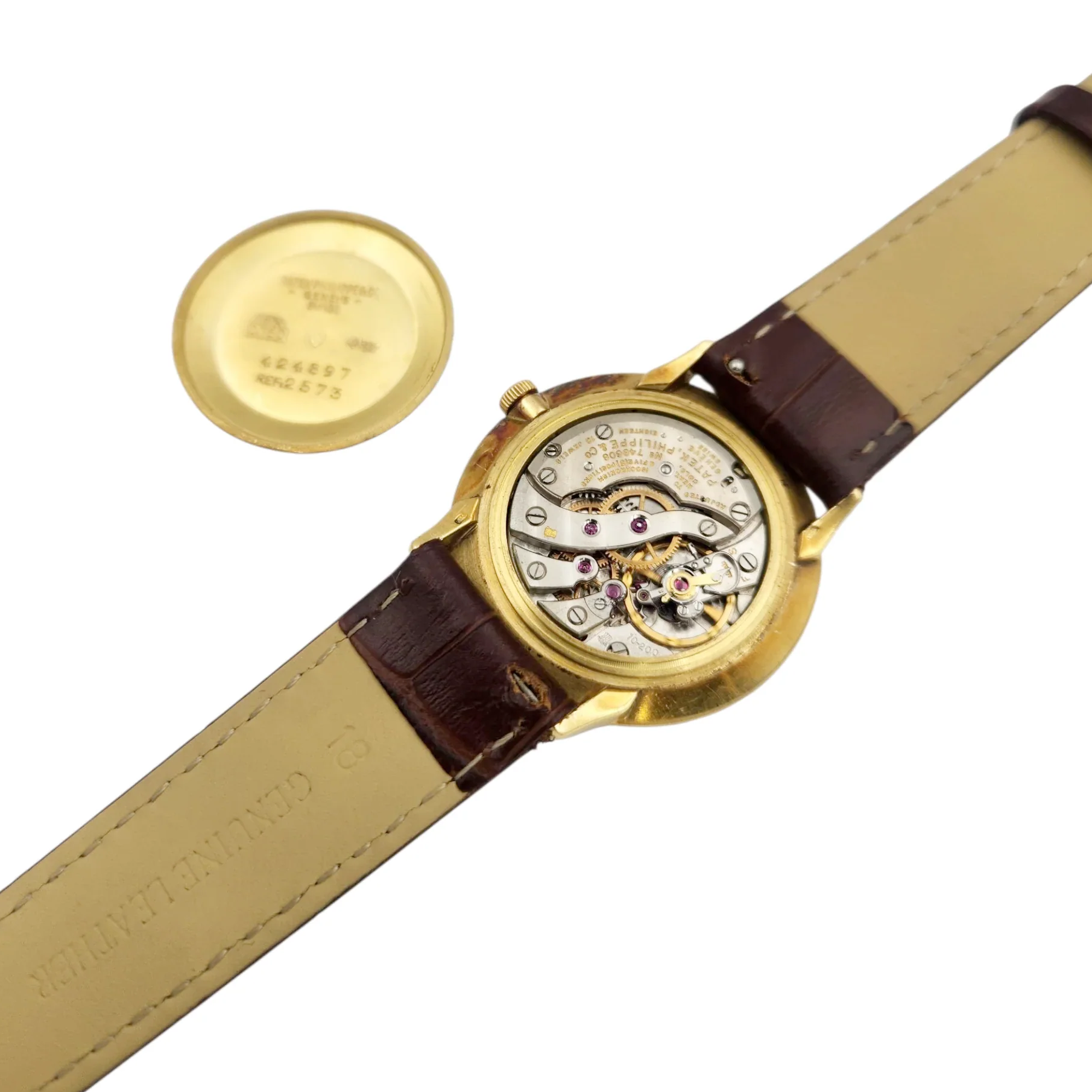 Men's Patek Philippe 33mm Calatrava Vintage 18K Yellow Gold Watch with Silver Dial. (Pre-Owned Reference 2573)