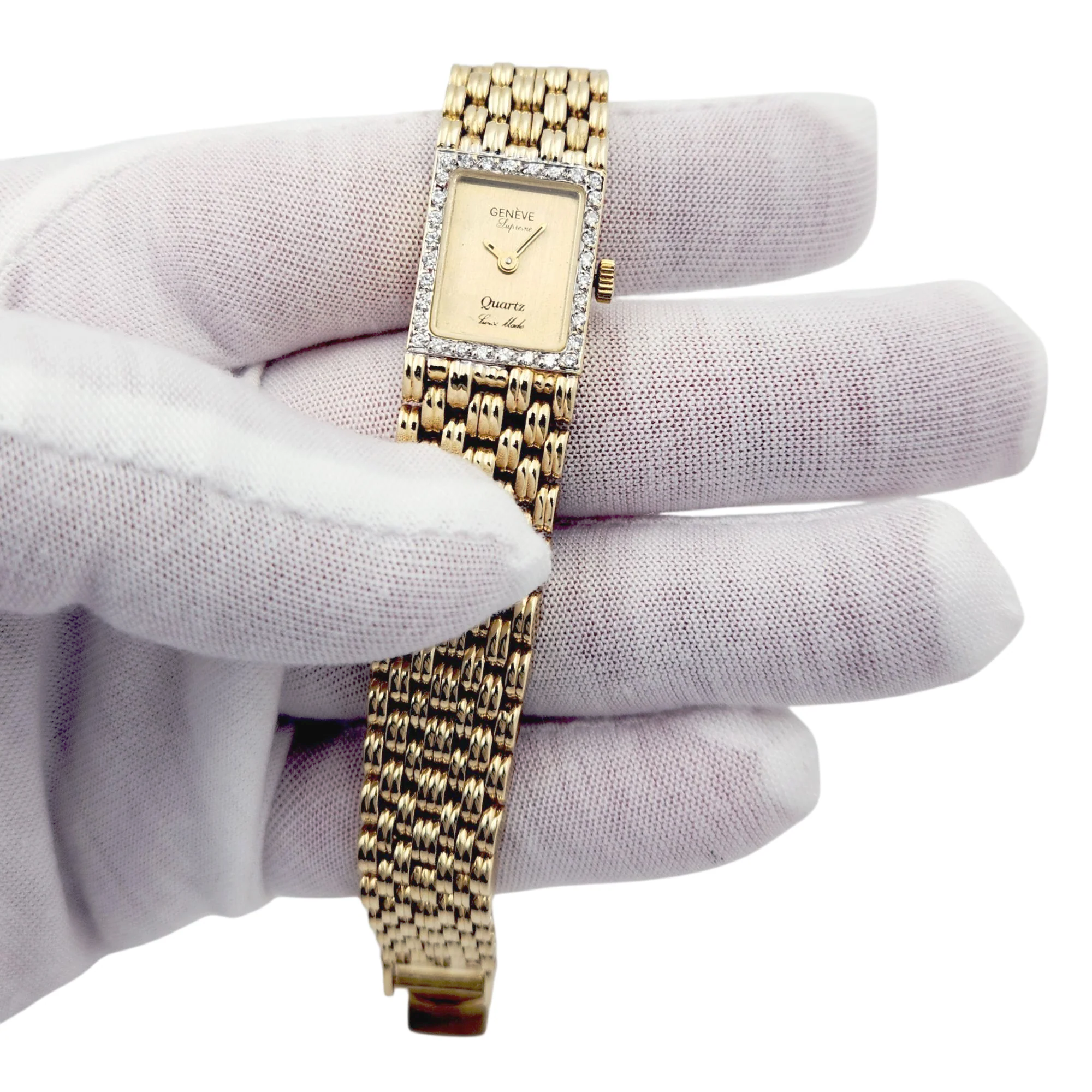 Ladies Geneve Vintage 14K Yellow Gold Watch with Gold Dial and Diamond Bezel. (Pre-Owned)
