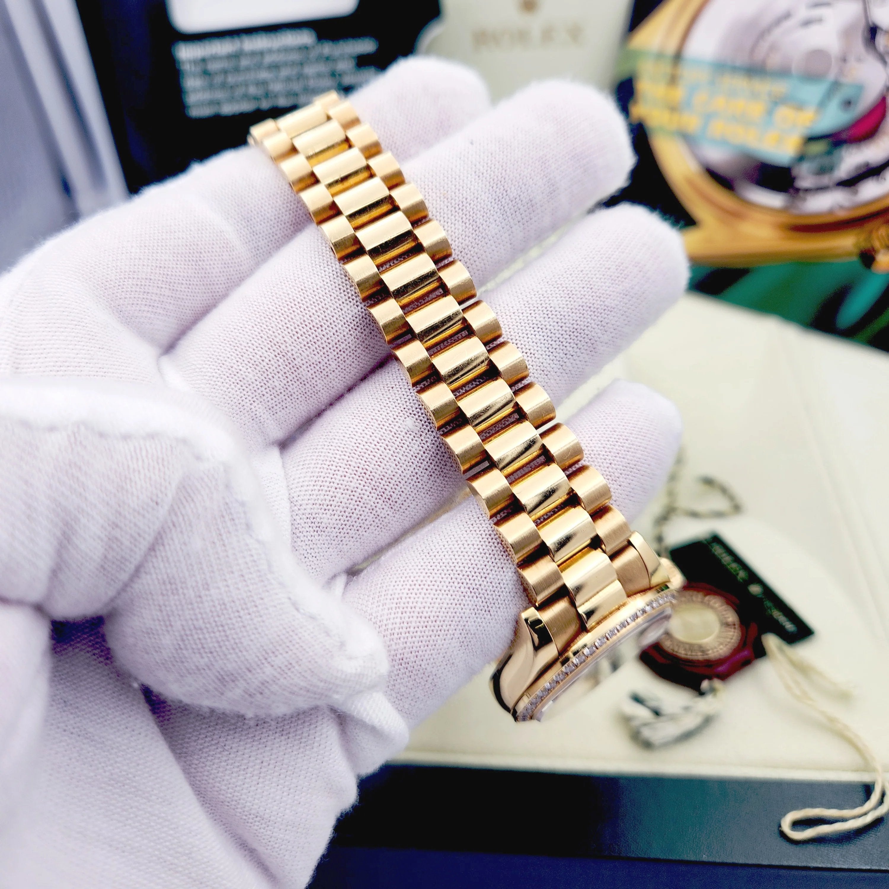 2010 Ladies Rolex 31mm Midsize Presidential 18K Solid Yellow Gold Watch with Mother of Pearl Diamond Dial and Diamond Bezel. (Pre-Owned 178288)