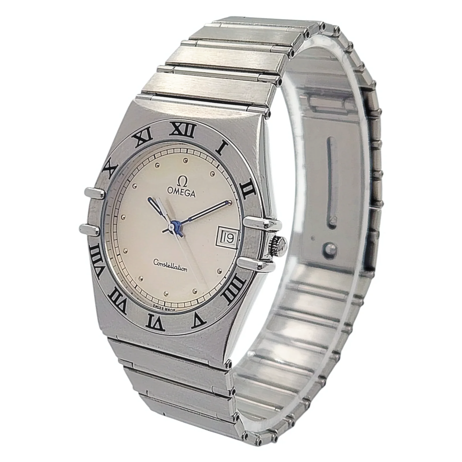 Ladies Omega 33mm Constellation Stainless Steel Watch with Silver Dial and Fixed Roman Numeral Bezel. (Pre-Owned)