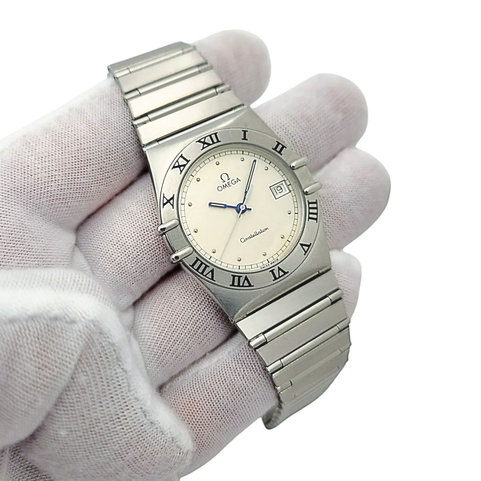 Ladies Omega 33mm Constellation Stainless Steel Watch with Silver Dial and Fixed Roman Numeral Bezel. (Pre-Owned)