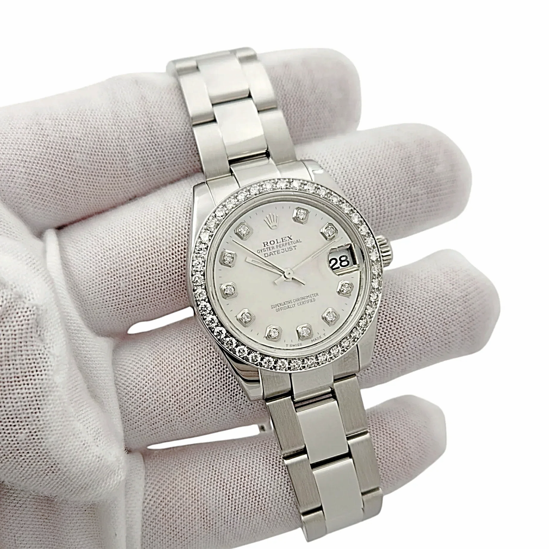 Ladies Rolex DateJust 31mm Midsize Stainless Steel Watch with Mother of Pearl Diamond Dial and Diamond Bezel. (Pre-Owned)