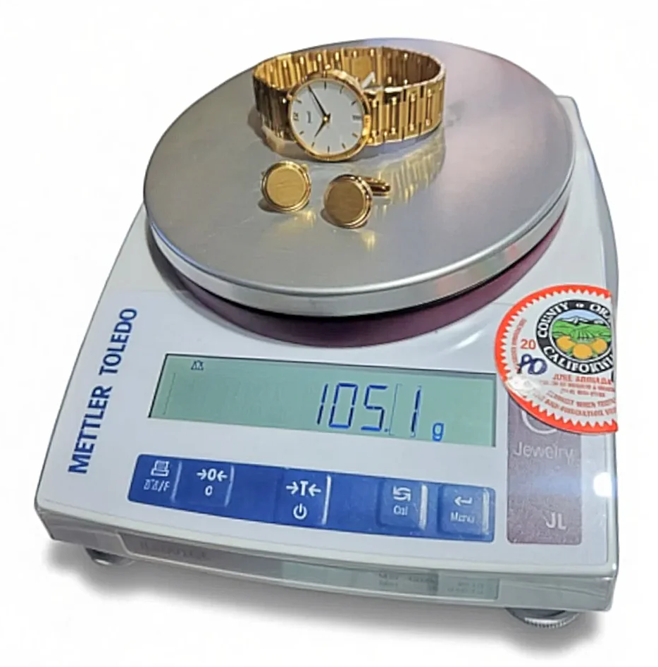 Men's Piaget 31mm Dancer Vintage Solid 18K Yellow Gold Band Watch with White Dial. (Pre-Owned)