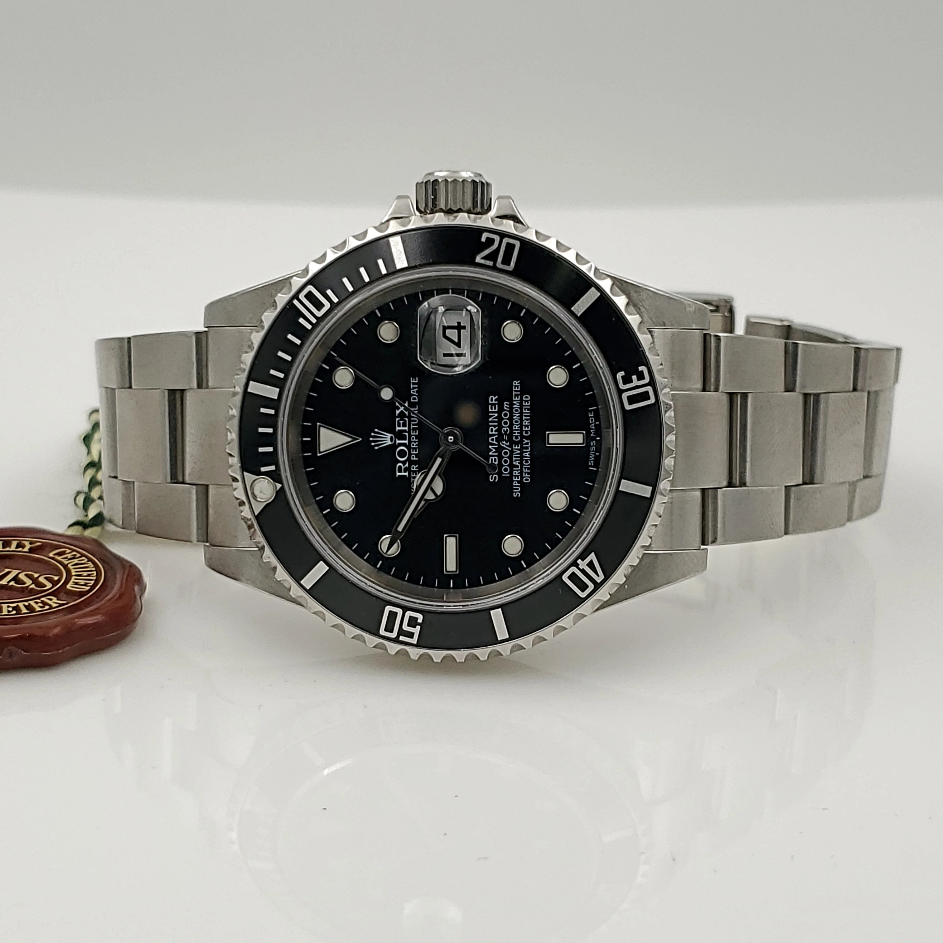 Men's Rolex 40mm Submariner Date Oyster Perpetual Stainless Steel Watch with Black Dial and Black Bezel. (Pre-Owned 16610)