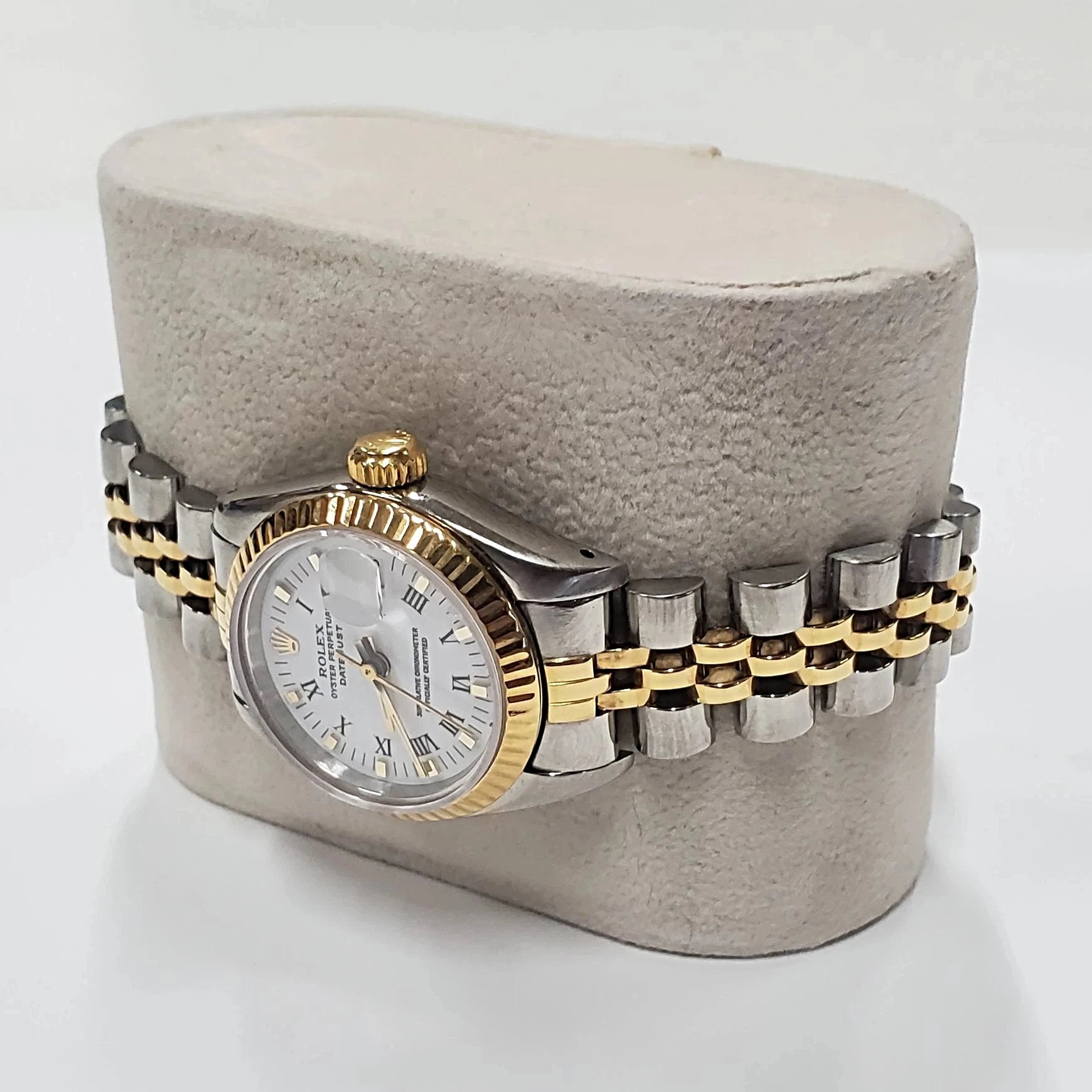 Ladies Rolex 26mm DateJust Two Tone 18K Gold Watch with Fluted Bezel, White Dial and Roman Numerals. (Pre-Owned)