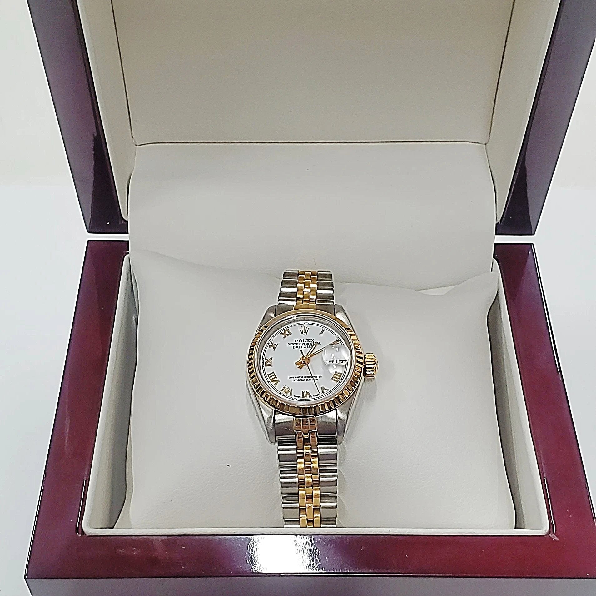 Ladies Rolex 18K Gold 26mm Two Tone DateJust Watch with Fluted Bezel, White Dial and Roman Numerals. (Pre-Owned)