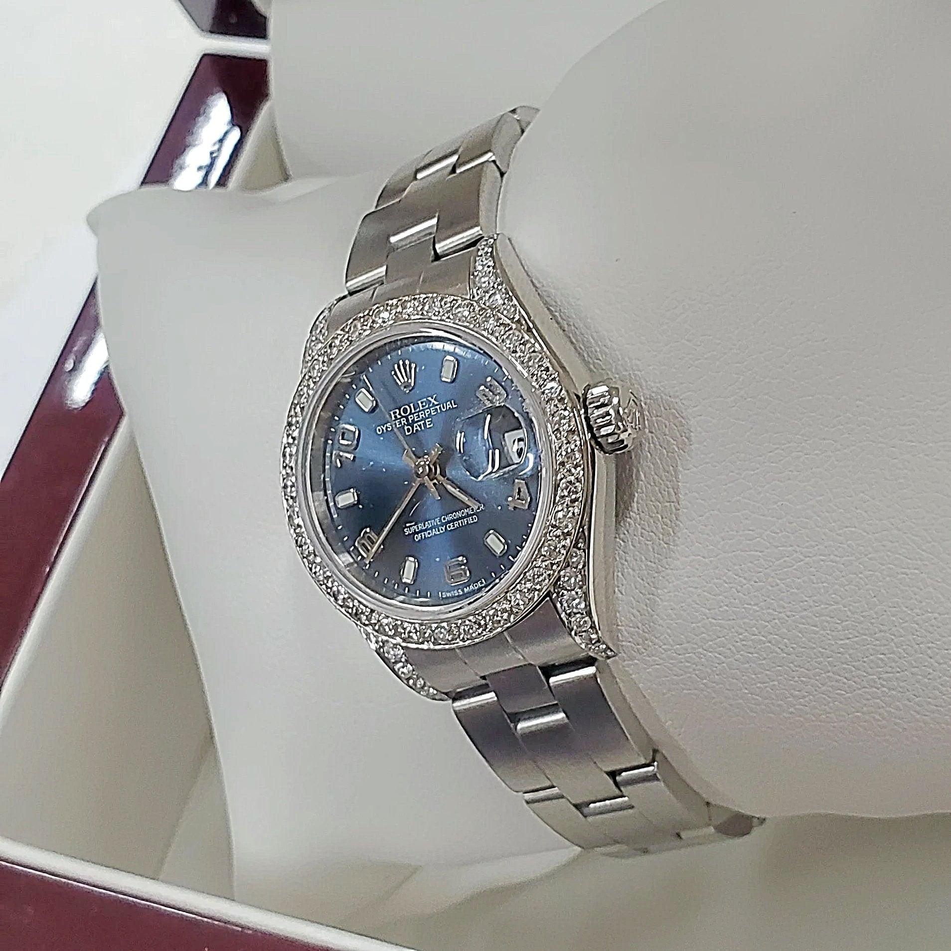 Ladies Rolex 26mm DateJust Stainless Steel Watch with Midnight Blue Dial and Diamond Bezel. (Pre-Owned)