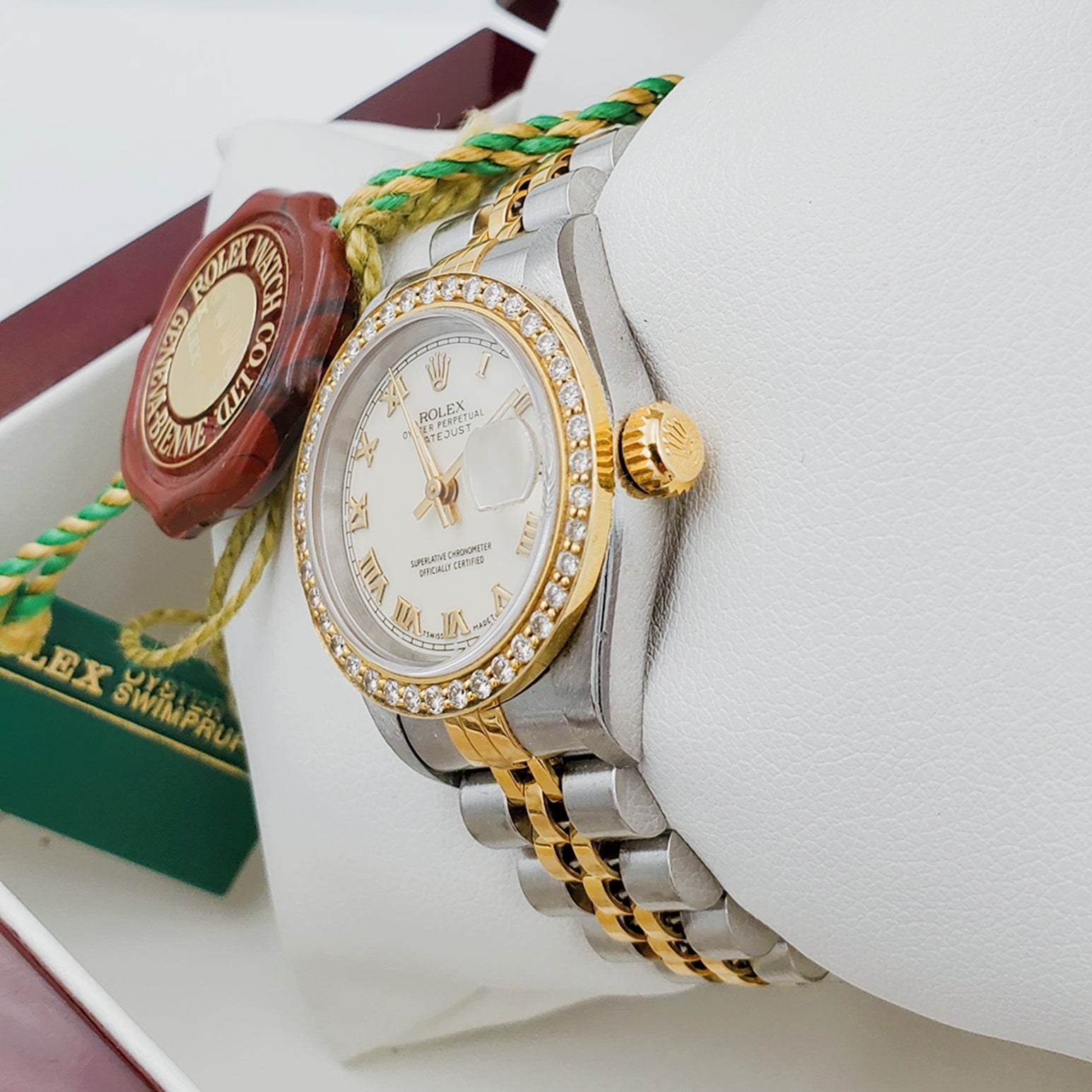 Ladies Rolex 18K Gold Two Tone 26mm DateJust Watch with Off-White Dial, Roman Numerals and Diamond Bezel. (Pre-Owned)