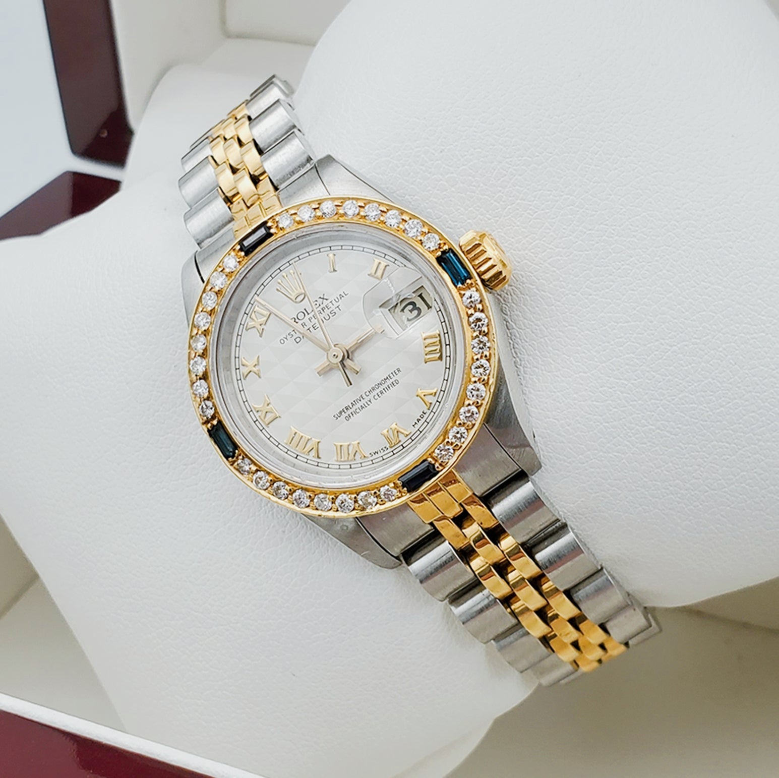 Ladies Rolex 18K Gold Two Tone 26mm DateJust Watch with Roman Numerals, Off-White Dial and Sapphire Diamond Bezel. (Pre-Owned)