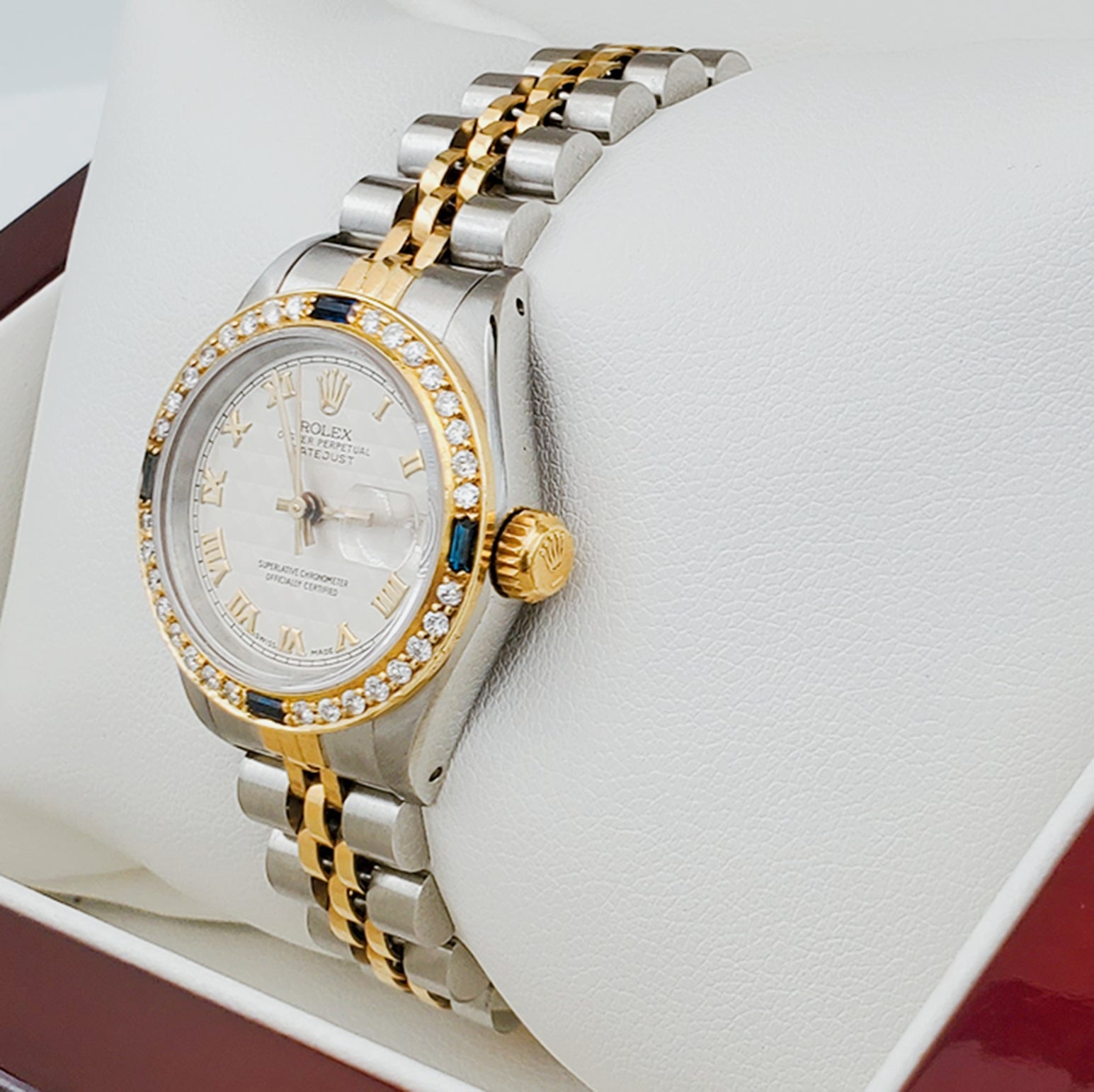 Ladies Rolex 18K Gold Two Tone 26mm DateJust Watch with Roman Numerals, Off-White Dial and Sapphire Diamond Bezel. (Pre-Owned)