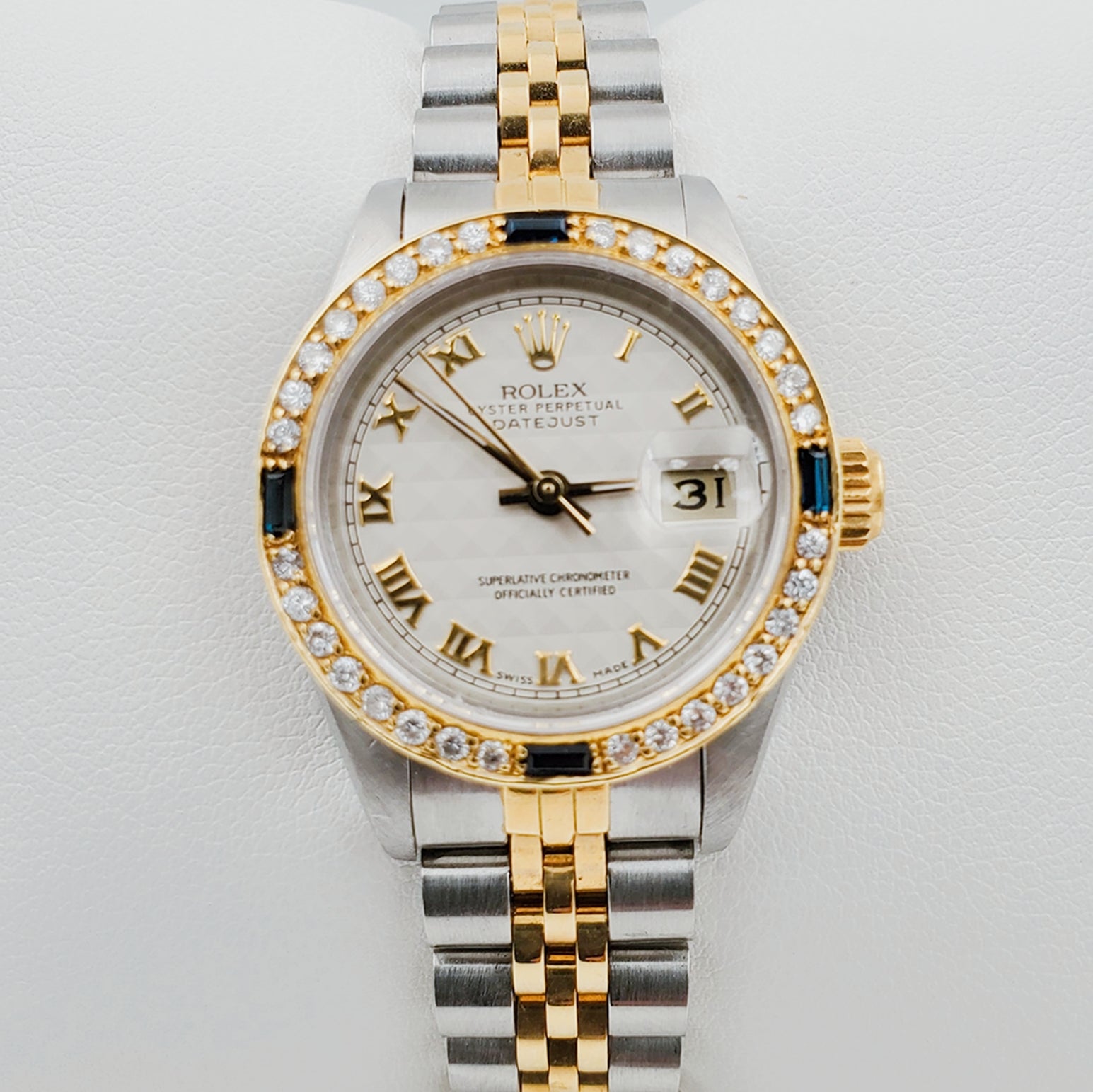 Ladies Rolex 18K Gold Two Tone 26mm DateJust Watch with Roman Numerals, Off-White Dial and Sapphire Diamond Bezel. (Pre-Owned)