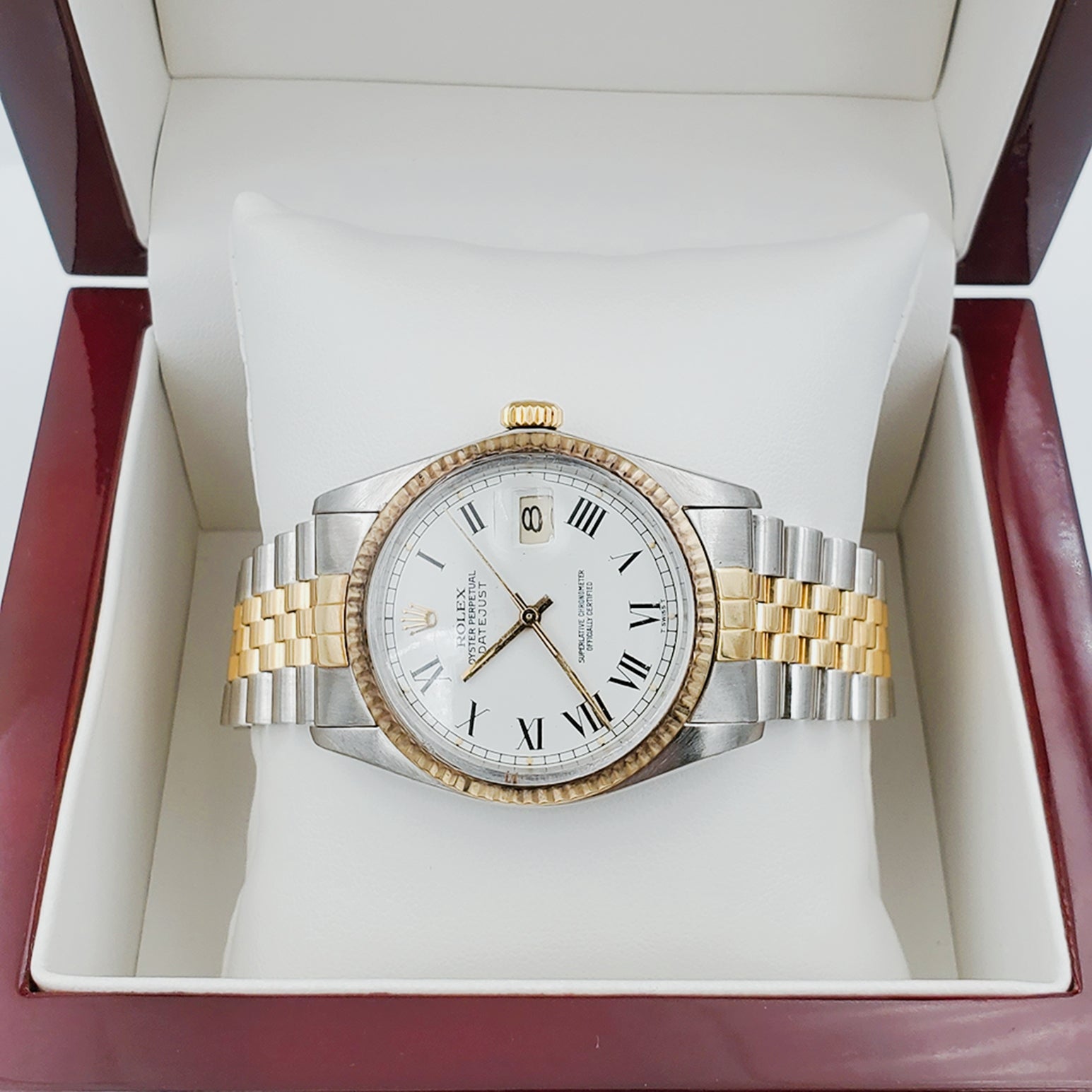 Men's Rolex 36mm Vintage DateJust 18k Gold / Stainless Steel Two Tone Watch with White Dial, Roman Numeral and Fluted Bezel. (Pre-Owned)