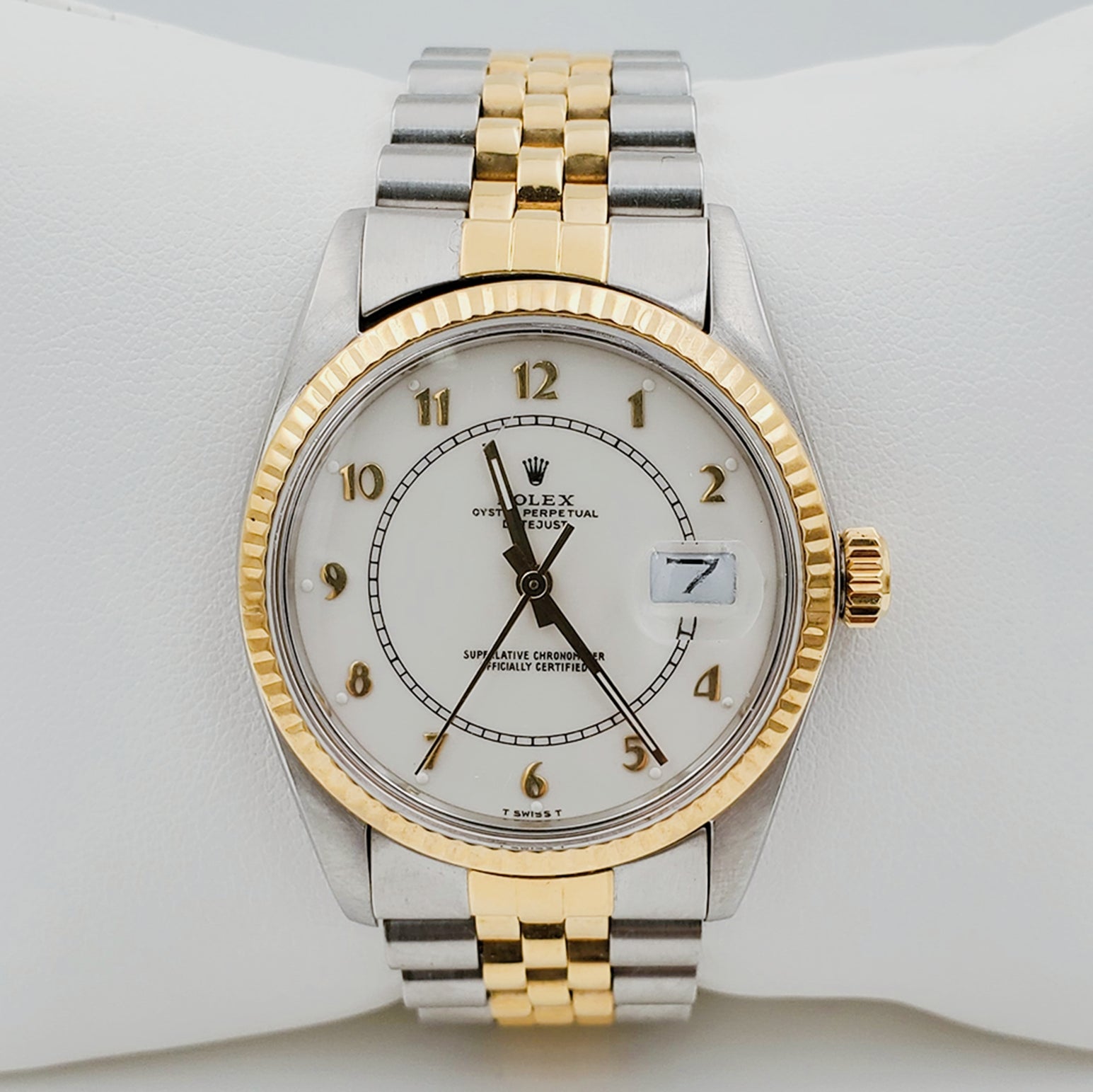 Men's Rolex 36mm DateJust 18k Gold / Stainless Steel Two Tone Watch with Gold Numeral, White Dial and Fluted Bezel. (Pre-Owned)