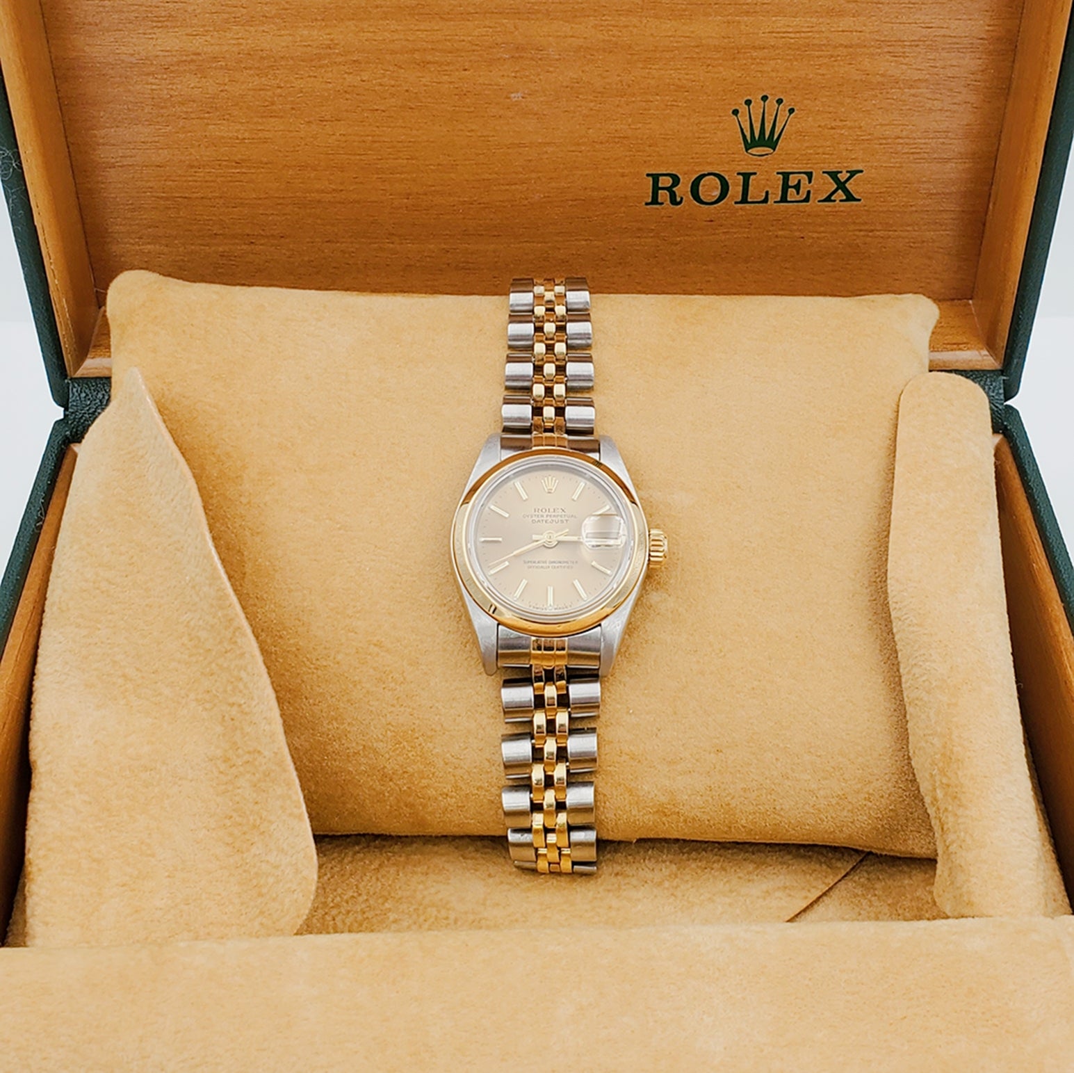 Ladies Rolex 26mm DateJust Two Tone 18K Gold Watch with Champagne Dial and Smooth Bezel. (Pre-Owned)