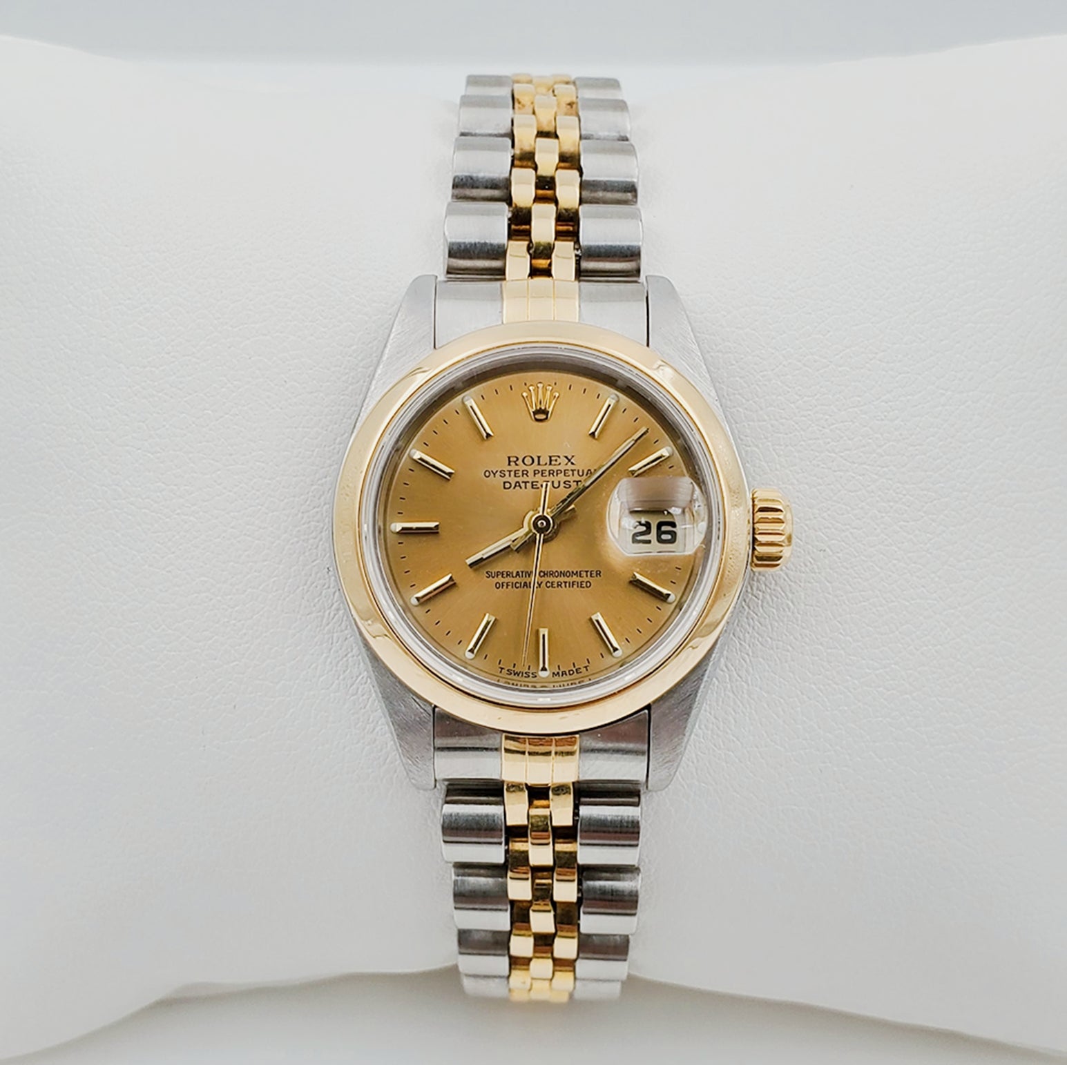 Ladies Rolex 26mm DateJust Two Tone 18K Gold Watch with Champagne Dial and Smooth Bezel. (Pre-Owned)