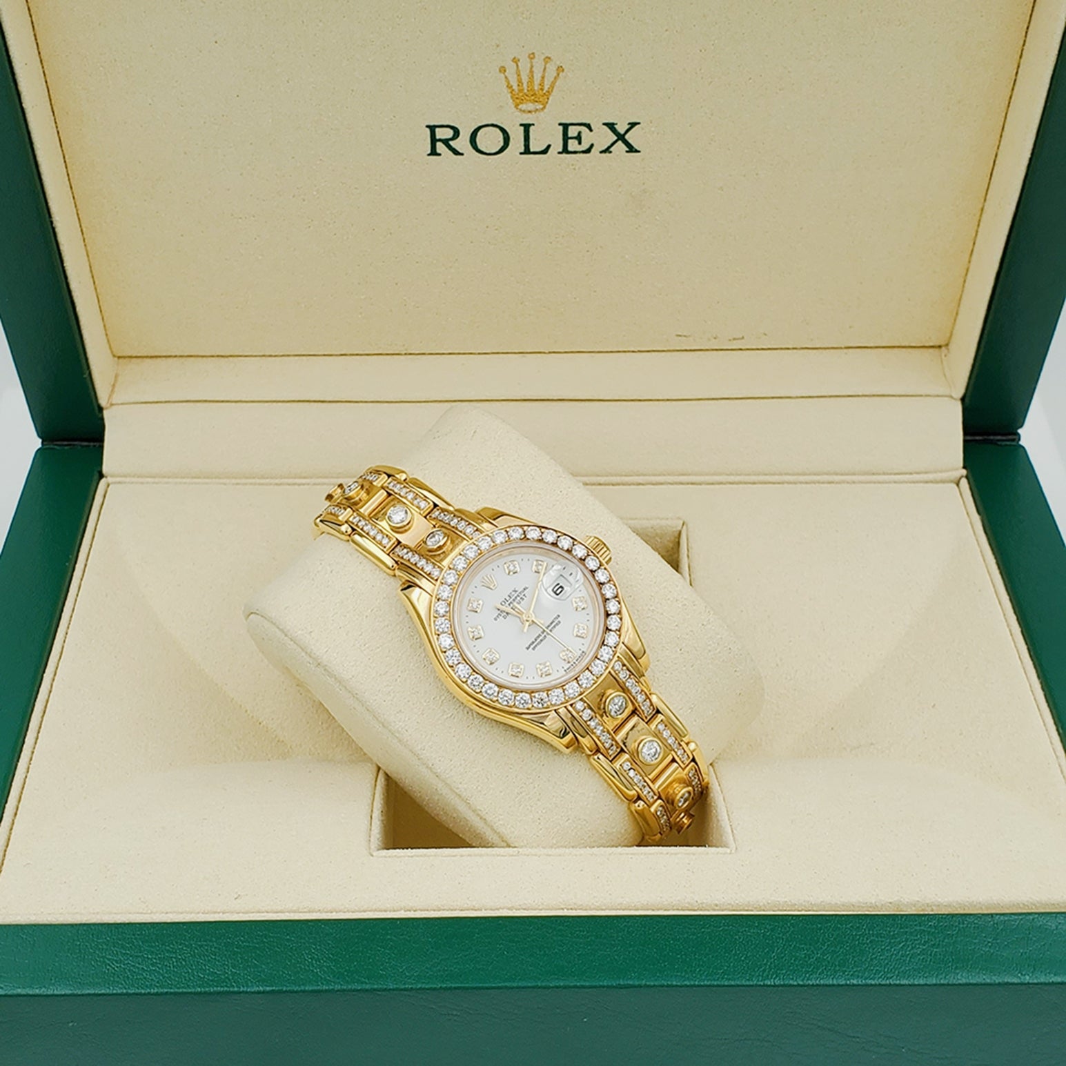 Ladies Rolex 29mm Pearlmaster 18k Yellow Gold Rolex Watch with White Diamond Dial, Diamond Bezel and Diamond Band. (Pre-Owned)