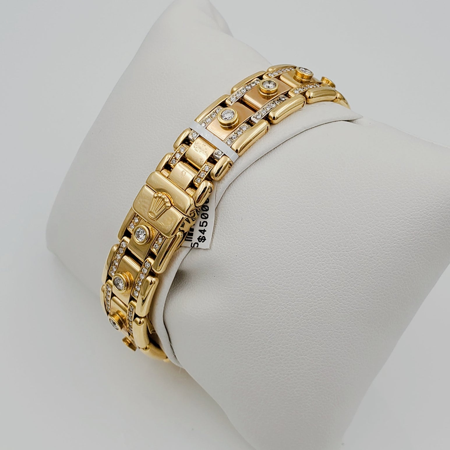 Ladies Rolex 29mm Pearlmaster 18k Yellow Gold Rolex Watch with White Diamond Dial, Diamond Bezel and Diamond Band. (Pre-Owned)