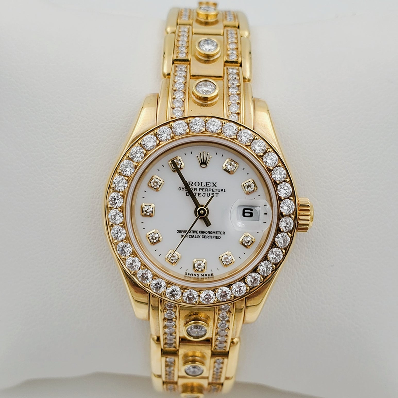 Ladies Rolex 29mm Pearlmaster 18k Yellow Gold Rolex Watch with White Diamond Dial, Diamond Bezel and Diamond Band. (Pre-Owned)