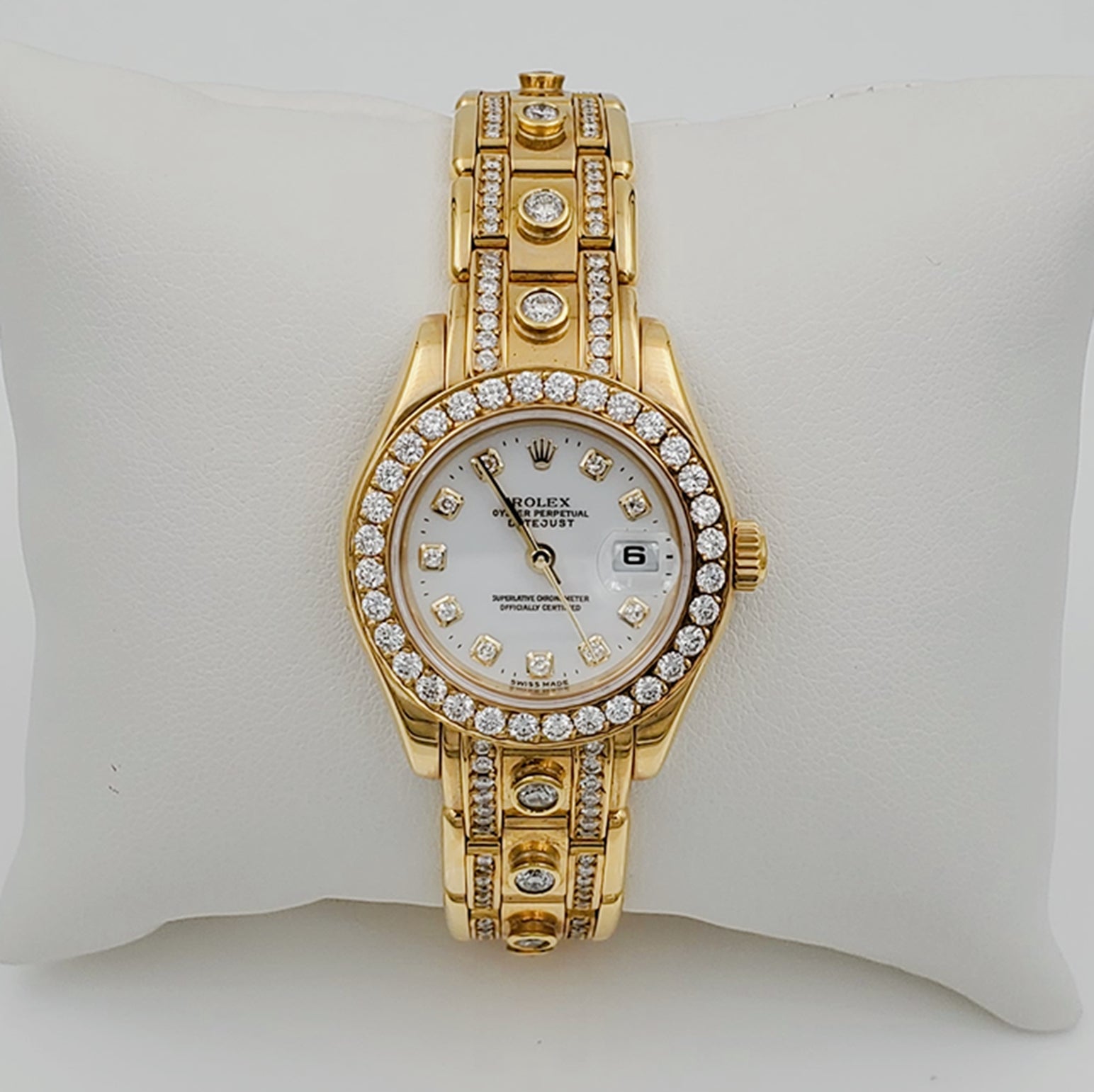 Ladies Rolex 29mm Pearlmaster 18k Yellow Gold Rolex Watch with White Diamond Dial, Diamond Bezel and Diamond Band. (Pre-Owned)