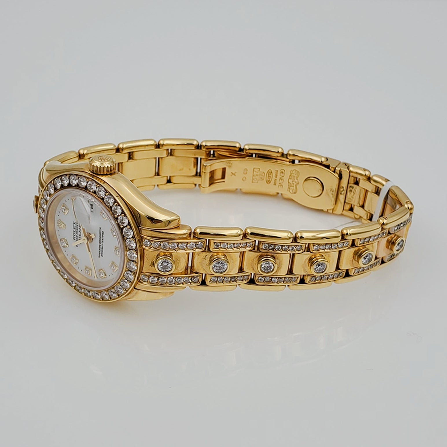 Ladies Rolex 29mm Pearlmaster 18k Yellow Gold Rolex Watch with White Diamond Dial, Diamond Bezel and Diamond Band. (Pre-Owned)