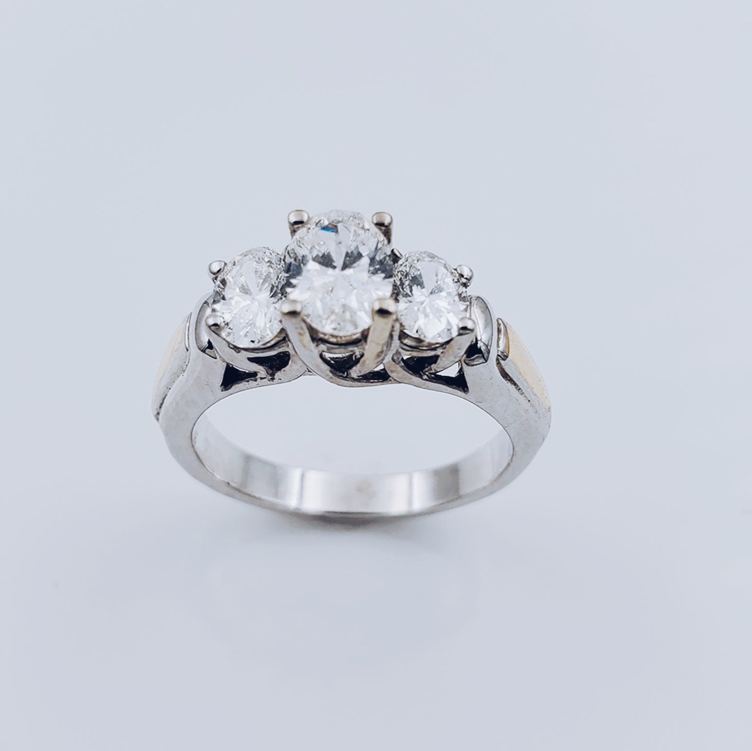 Women's 14K White Gold 3 Stone Oval Shape Diamonds 1.18 CT (SI Color H) 2.8 GR Total Weight Anniversary Band. (Size: 5.0)