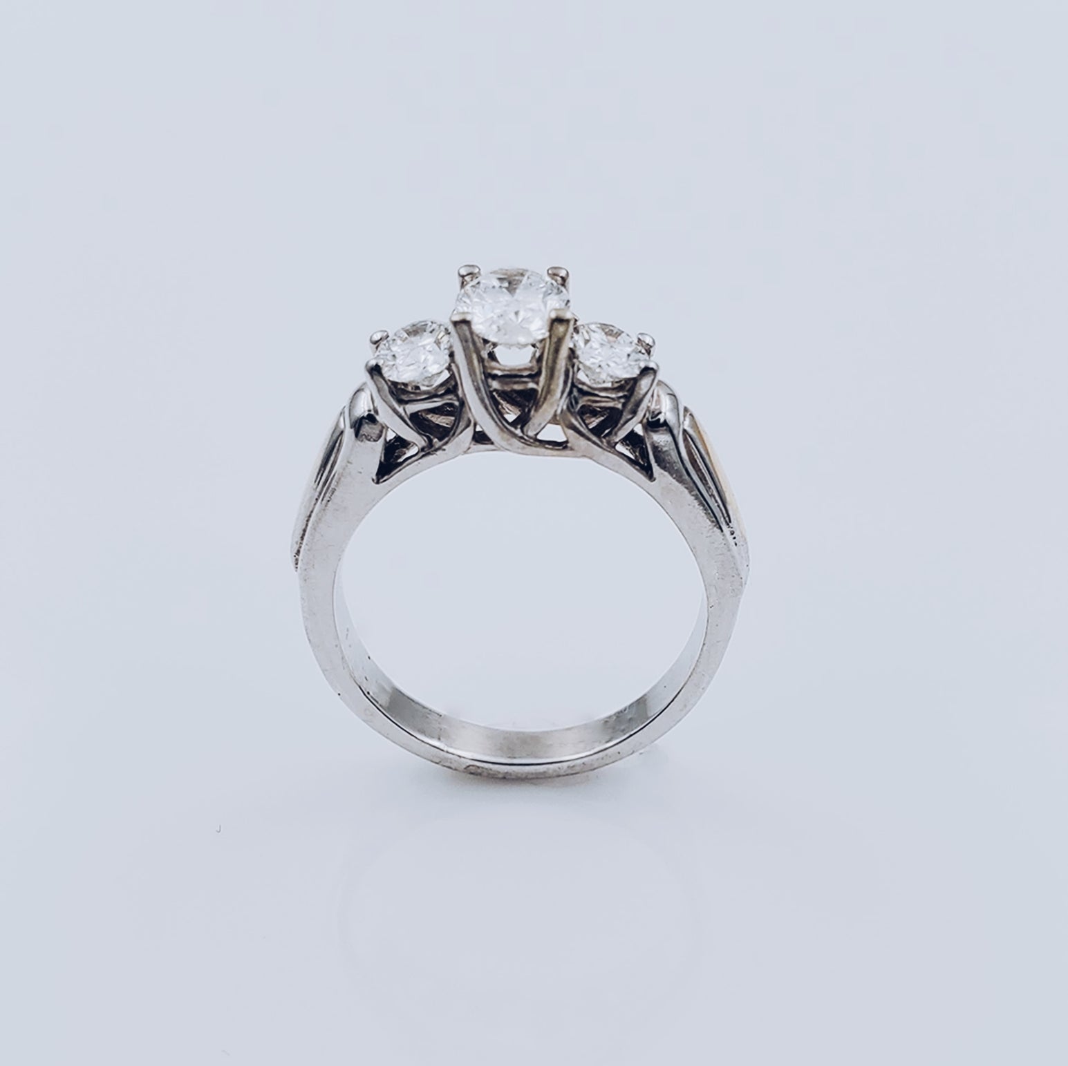 Women's 14K White Gold 3 Stone Oval Shape Diamonds 1.18 CT (SI Color H) 2.8 GR Total Weight Anniversary Band. (Size: 5.0)